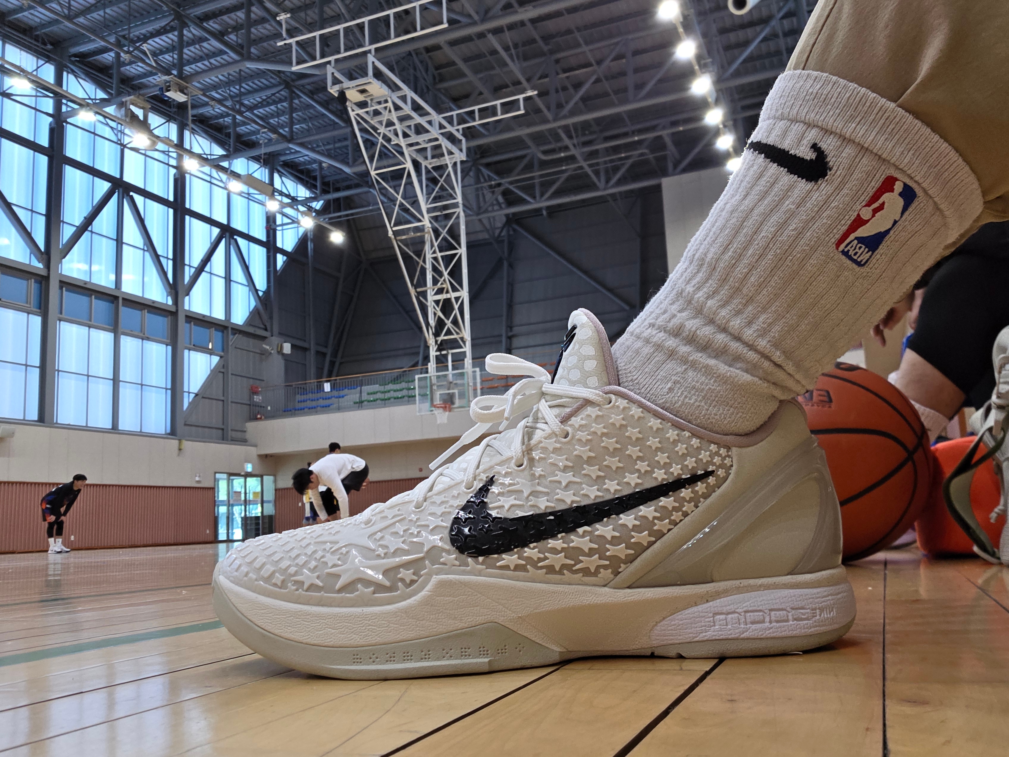 Nike Kobe 6 Protro Sail 착용 스타일