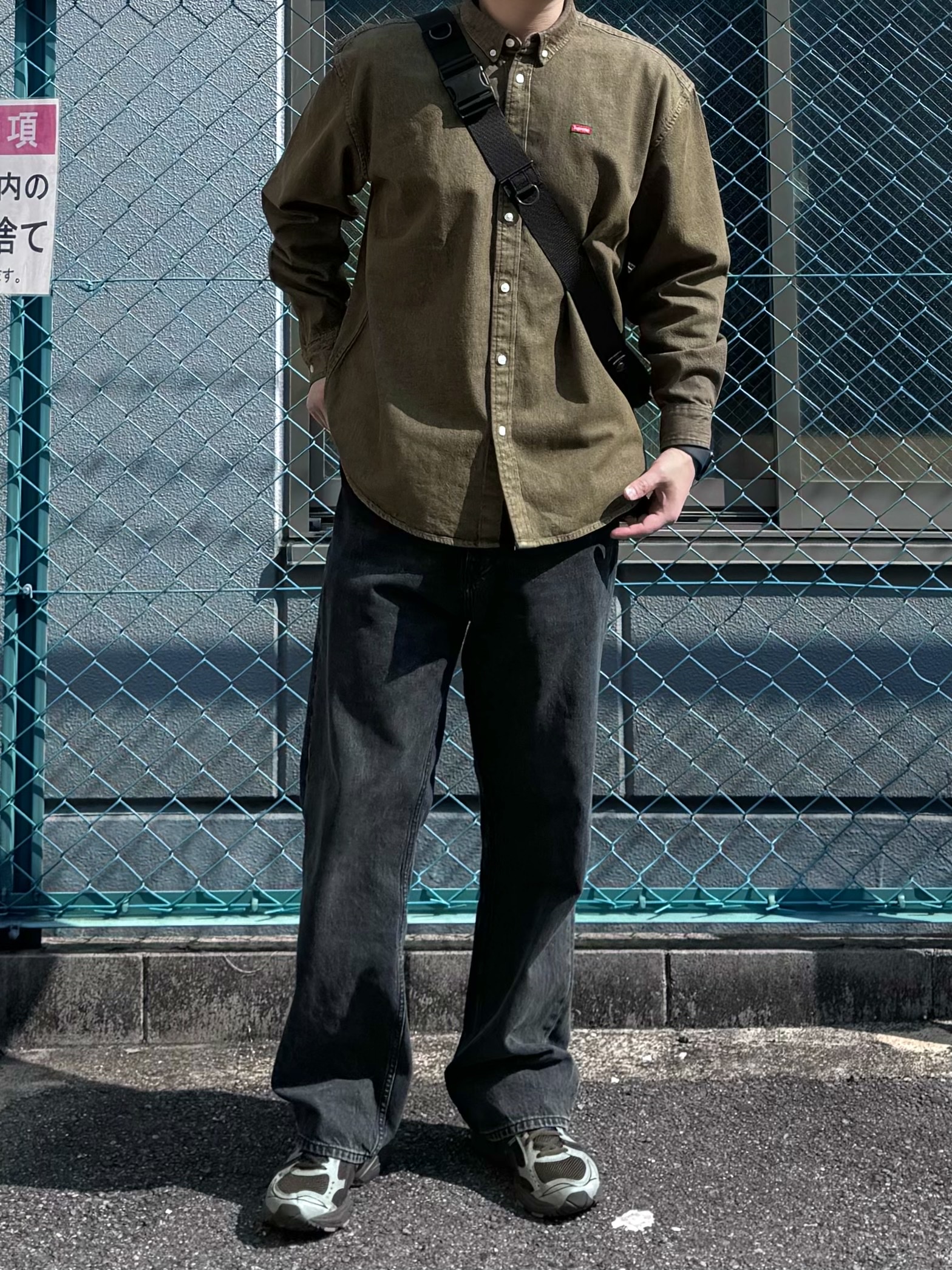 Asics x Atmos x Undermycar Gel-Kayano 14 Pepper Black, Supreme Small Box Denim Shirt Olive - 25SS 착용 스타일