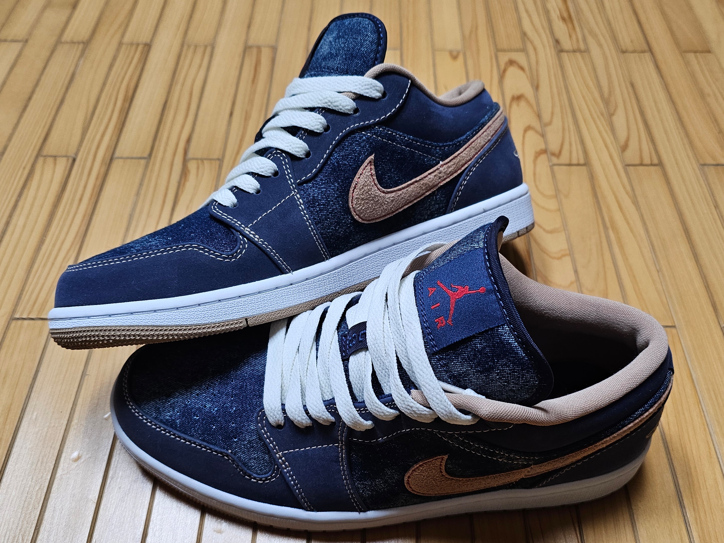 Jordan 1 Low SE Denim 착용 스타일