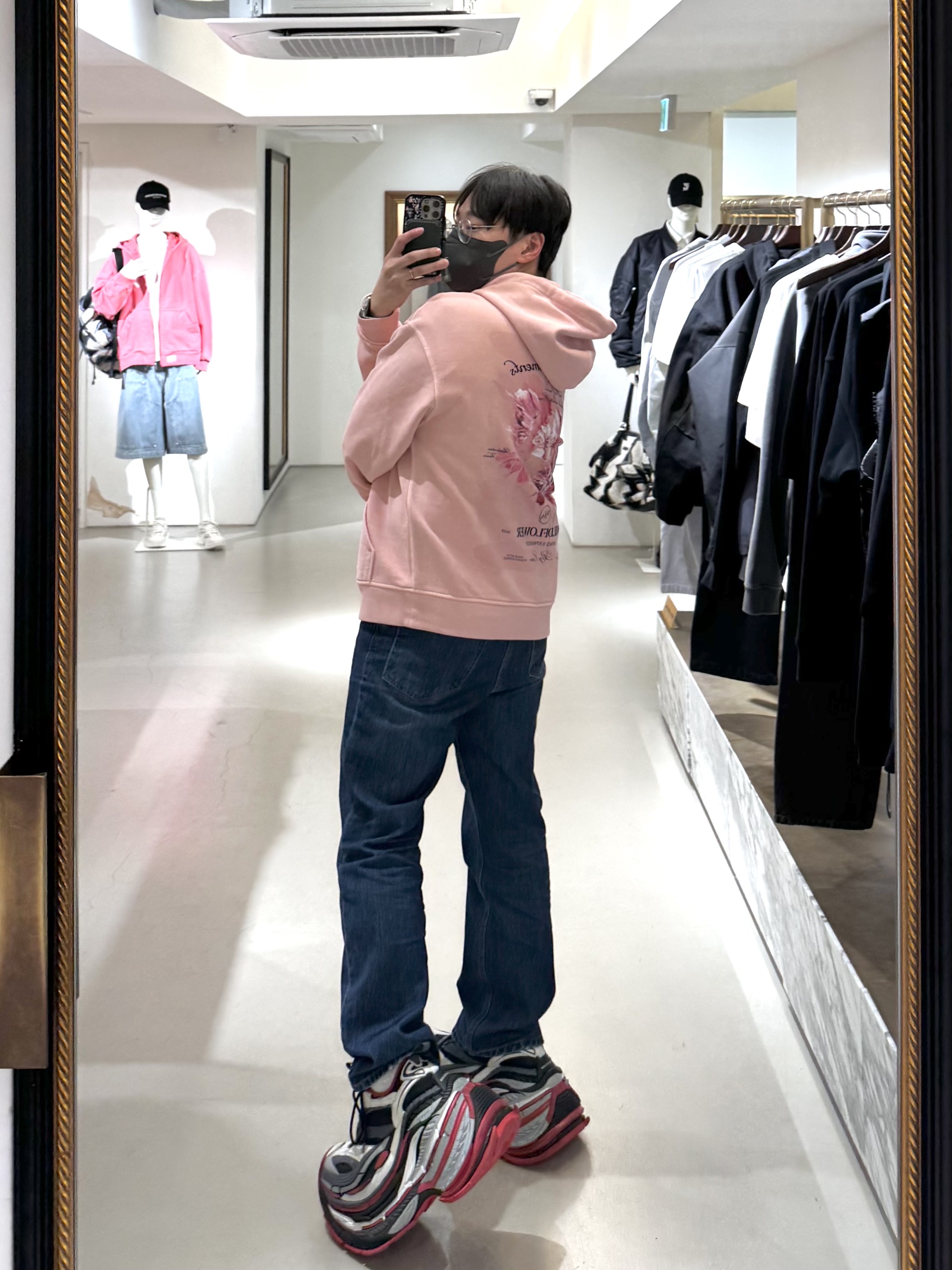 (W) Wooyoungmi Tweed Banding Jacket Gray - 24FW, Wooyoungmi New Straight Denim Pants Blue - 25SS 착용 스타일 - 4