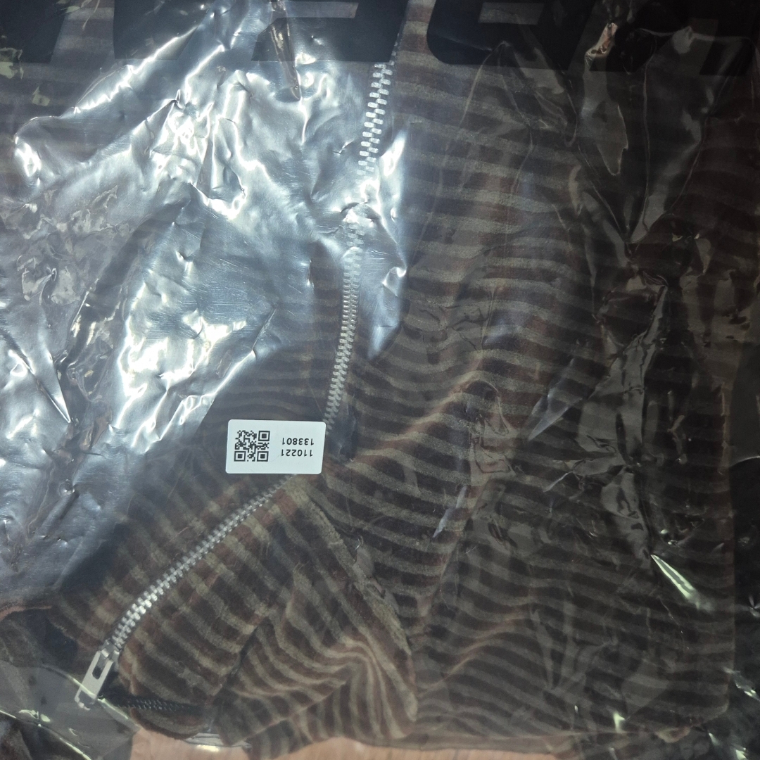 Our Legacy Shrunken Fullzip Polo Scoobie Stripe Velour 착용 스타일