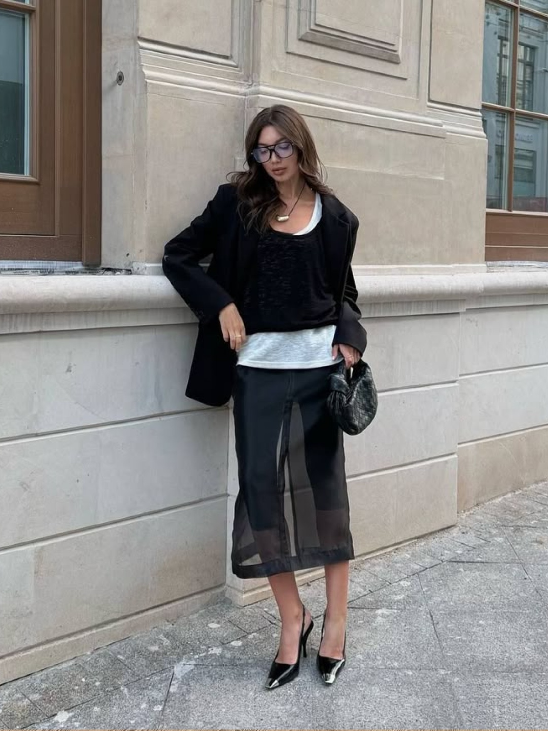 Dunst Sheer Layering Skirt Black, Margarin Fingers Lace Trimming Skirt White 착용 스타일 - 3