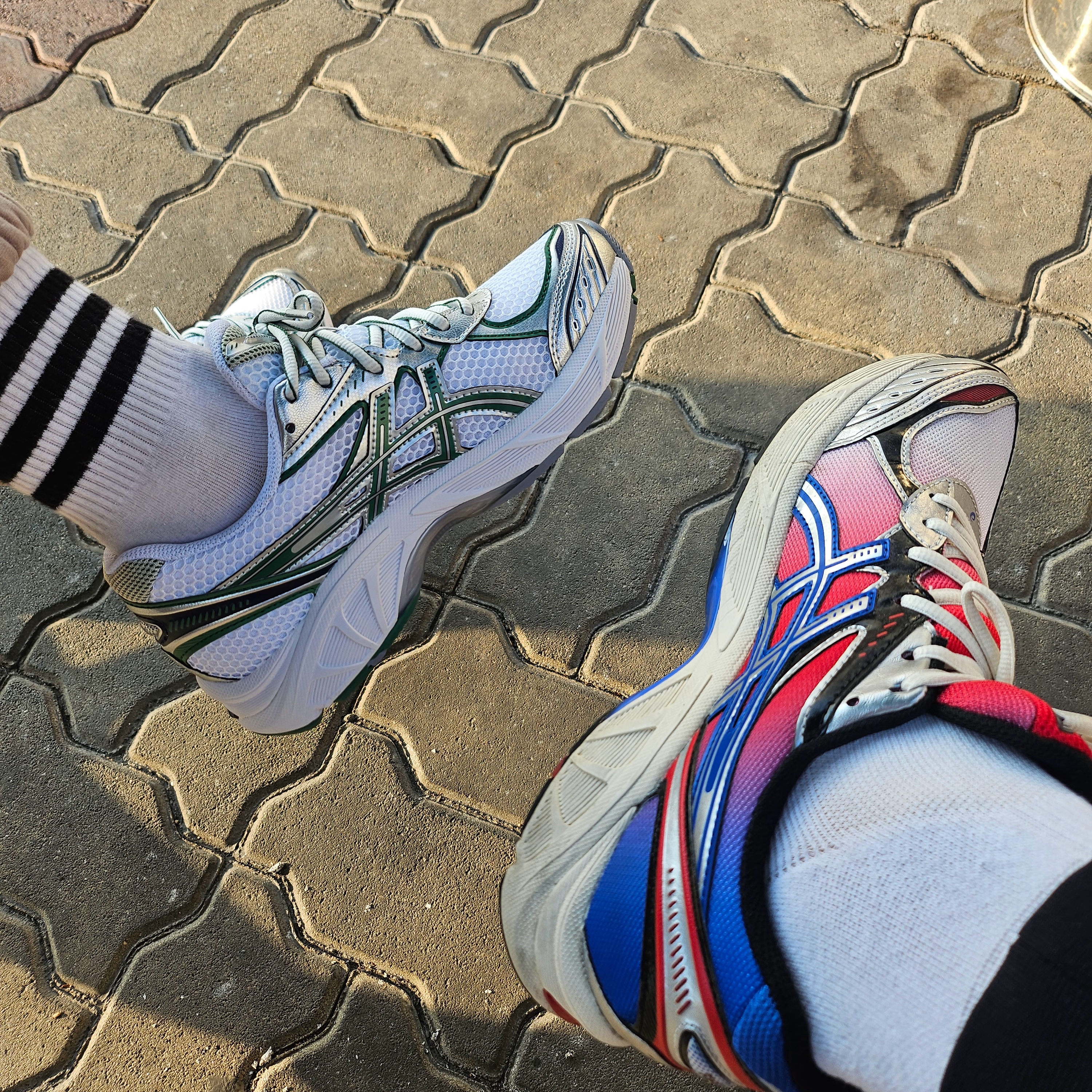 Asics GT-2160 White Shamrock Green, Asics x Kith x Marvel GT-2160 Spider-Man & Venom (Battle Spectra Pack) 착용 스타일