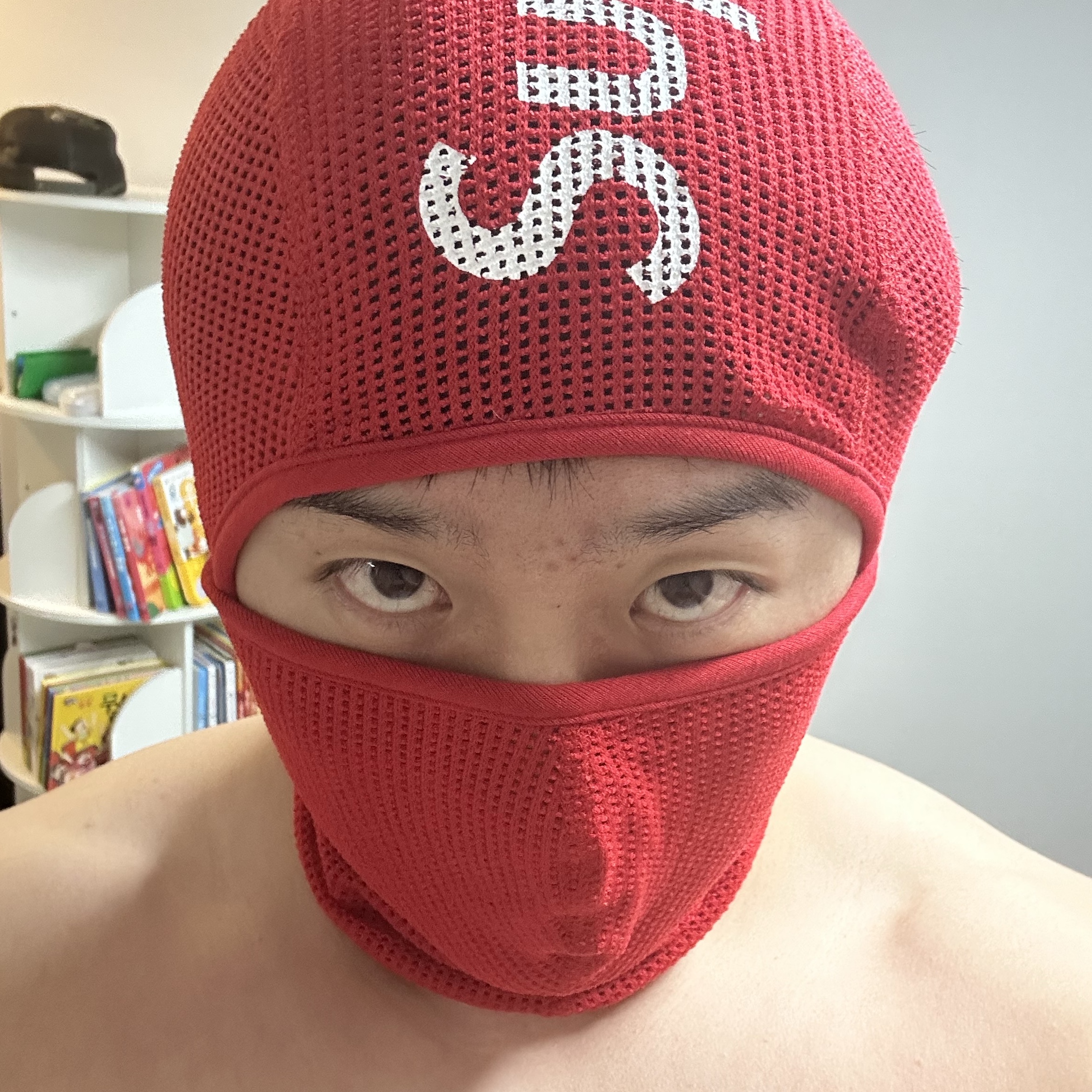 Supreme Mesh Lightweight Balaclava Red - 24SS 착용 스타일