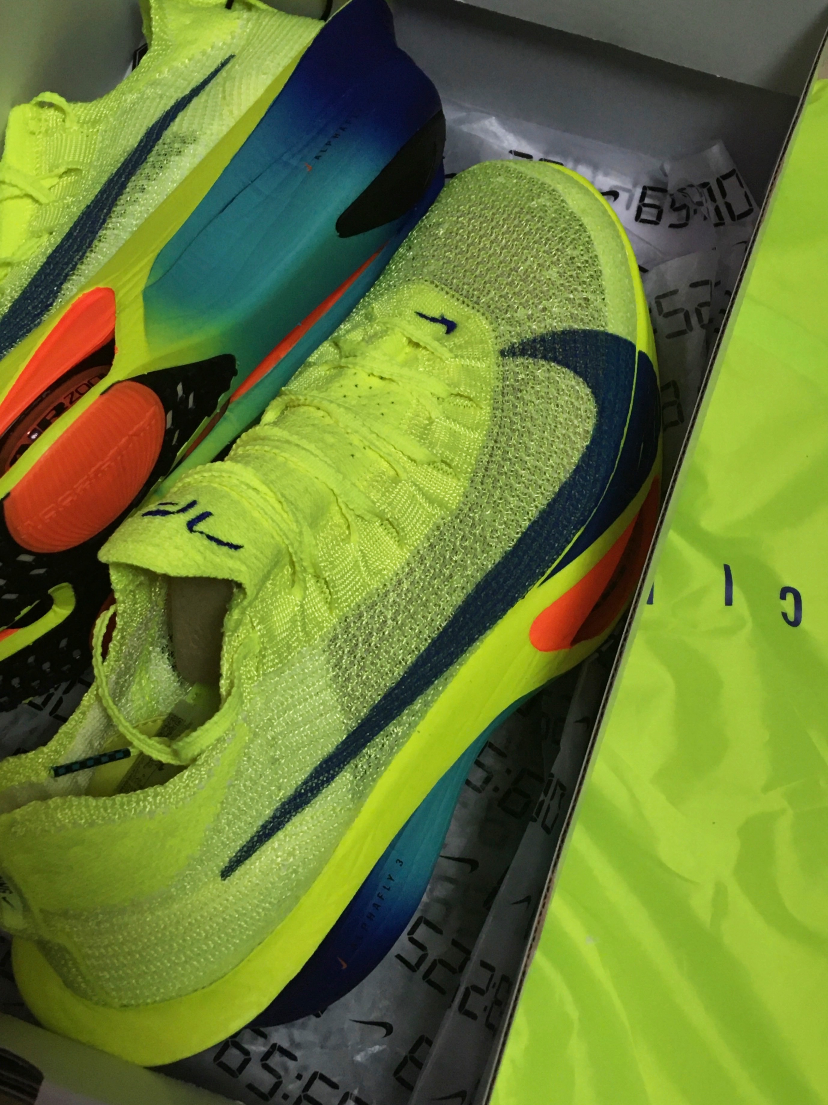 Nike Air Zoom Alphafly Next% 3 Volt 착용 스타일