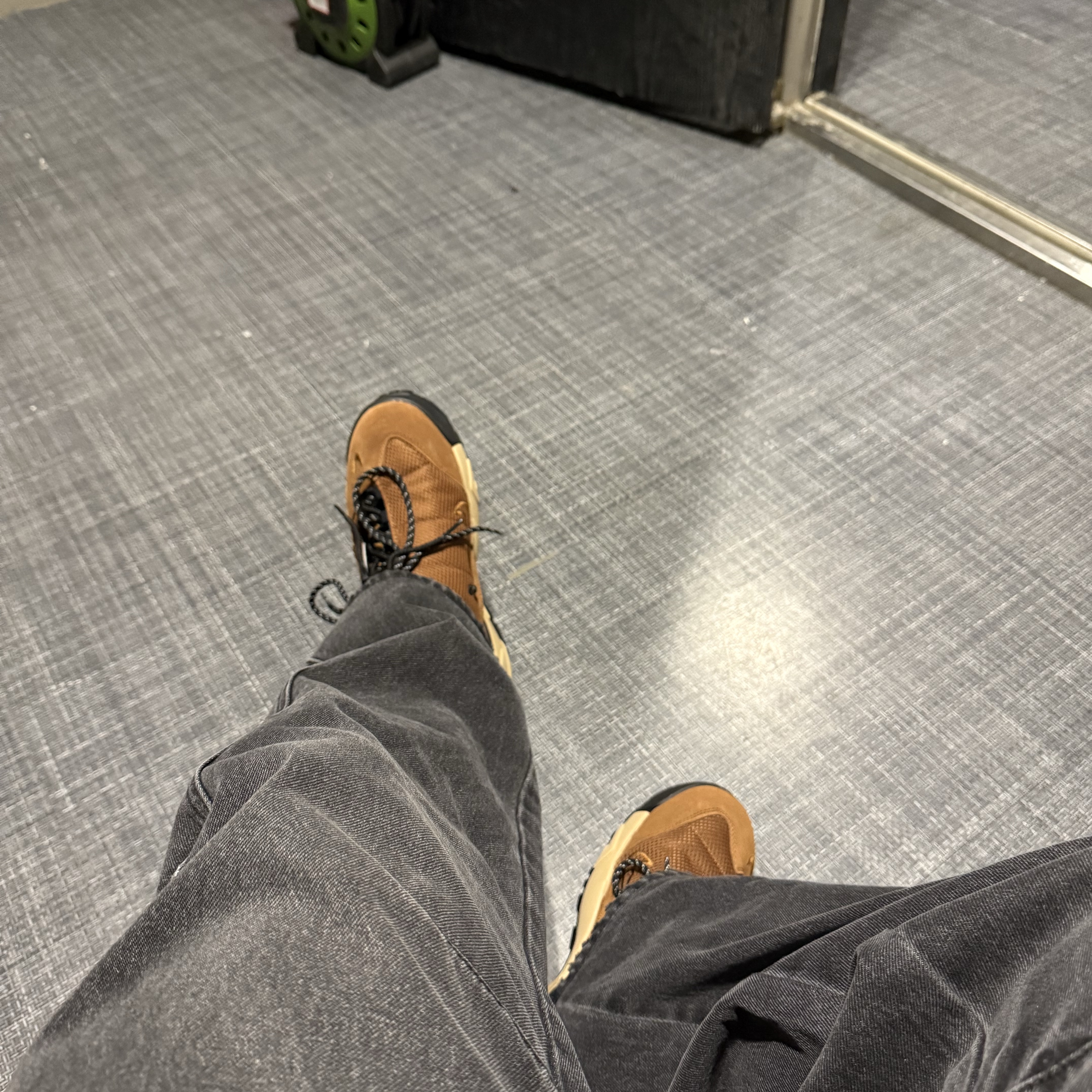 Nike x Sacai Magmascape SP Pecan 착용 스타일