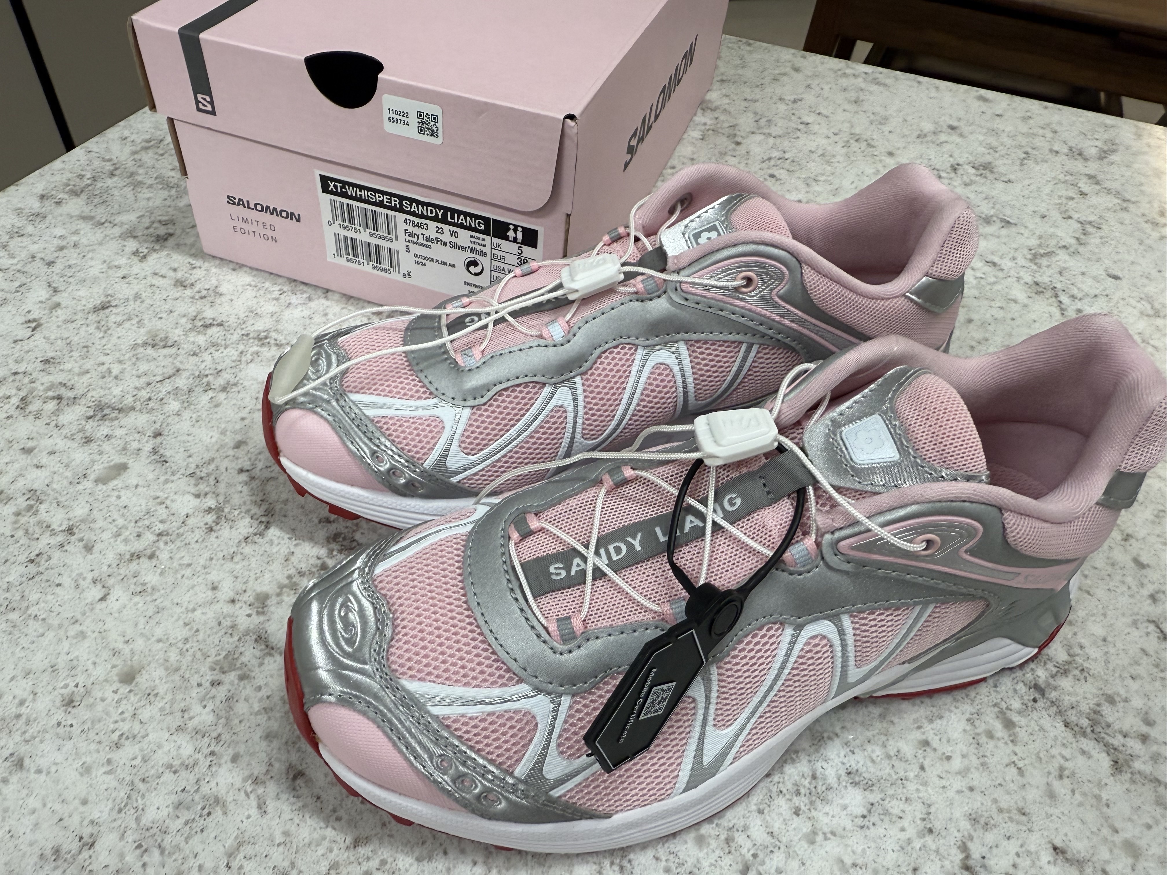 Salomon x Sandy Liang XT-Whisper Fairy Tale Silver 착용 스타일 - 1