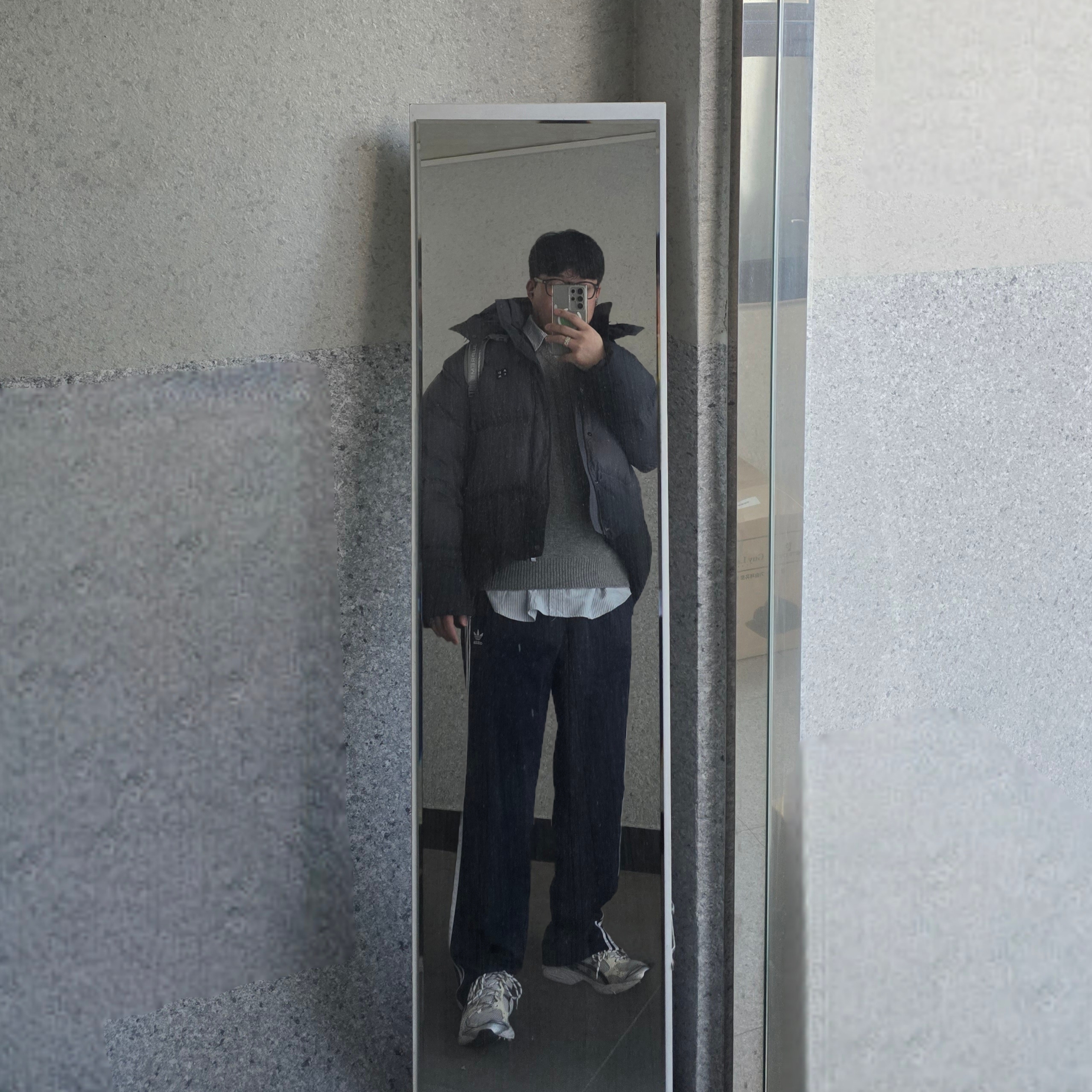 Adidas Adicolor Classics Firebird Track Pants Night Indigo - US Sizing, Zara x Ader Error Puffer Jacket Grey 착용 스타일