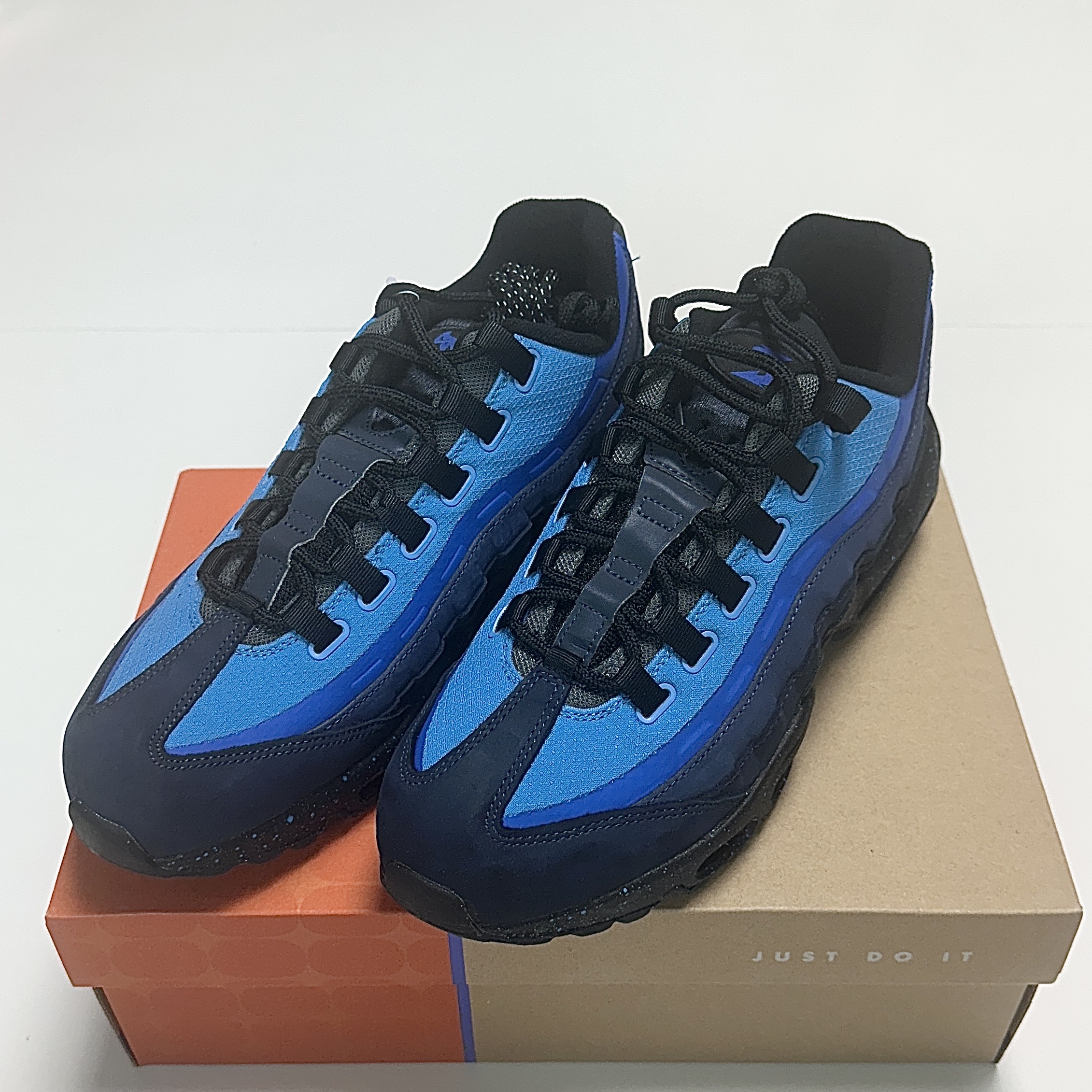 Nike x Stash Air Max 95 SP Black and Harbor Blue 2024 착용 스타일 - 3