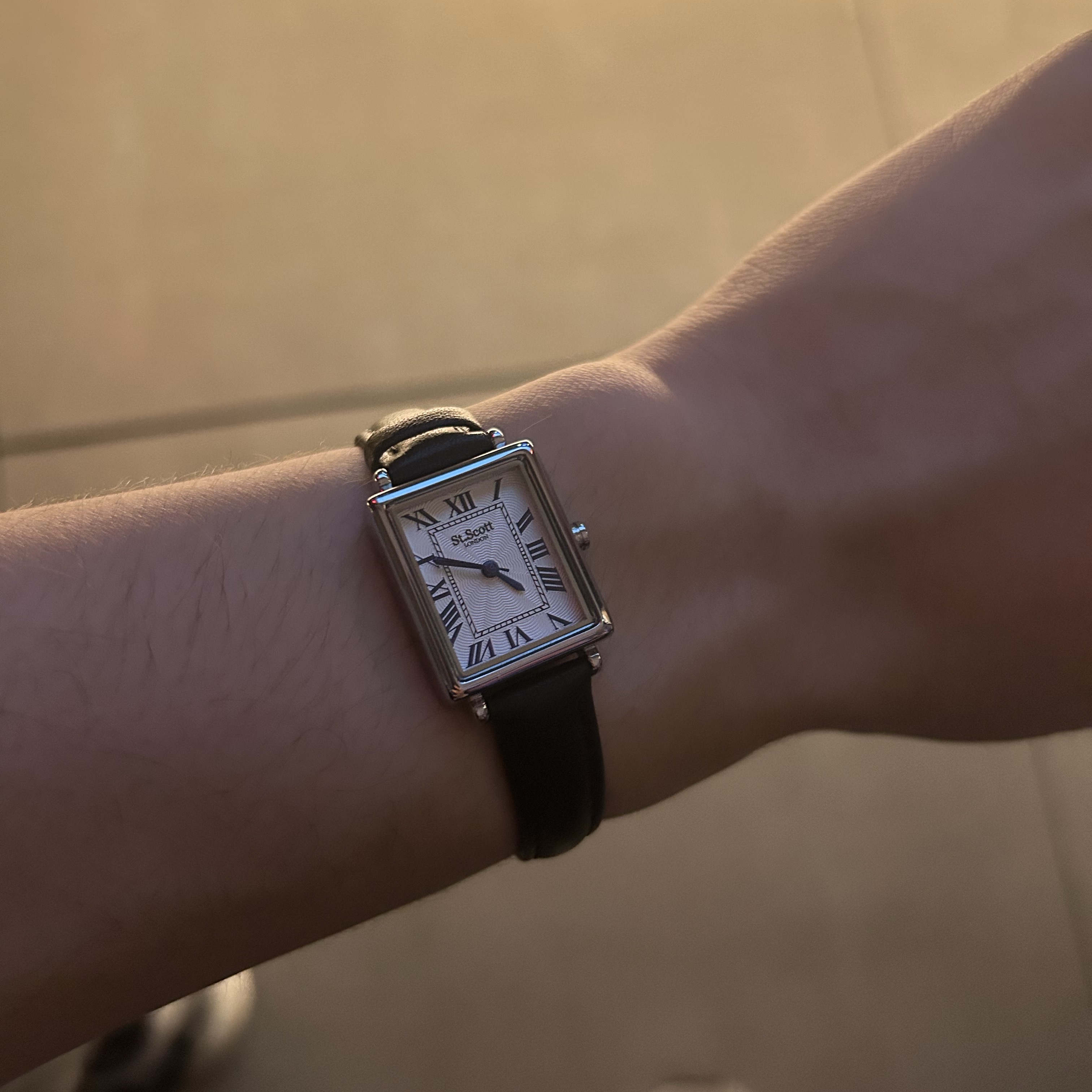 Casio LTP-V007L-7B1 착용 스타일 - 1
