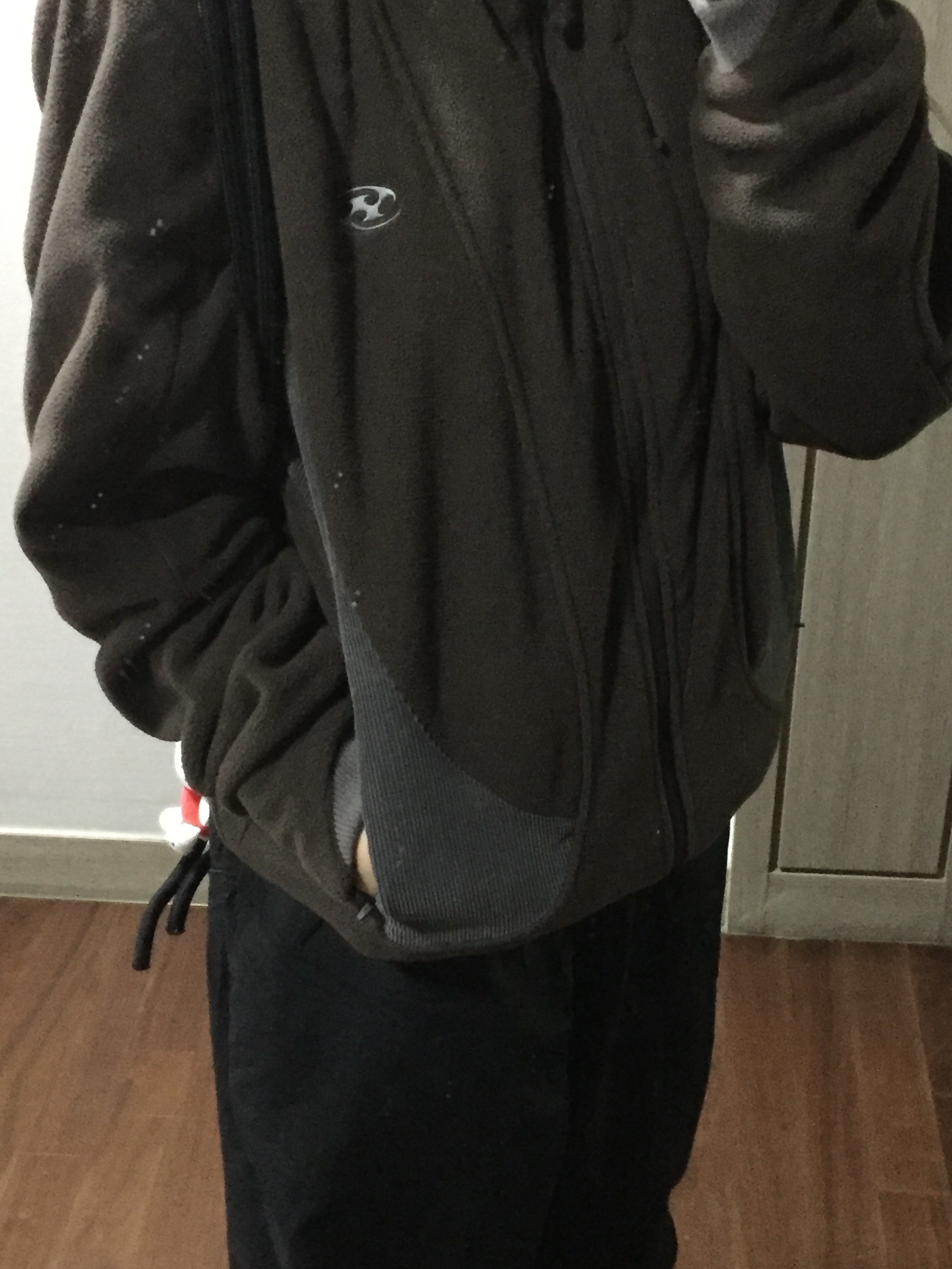 Sansan Gear Fleece Jacket Brown 착용 스타일 - 2