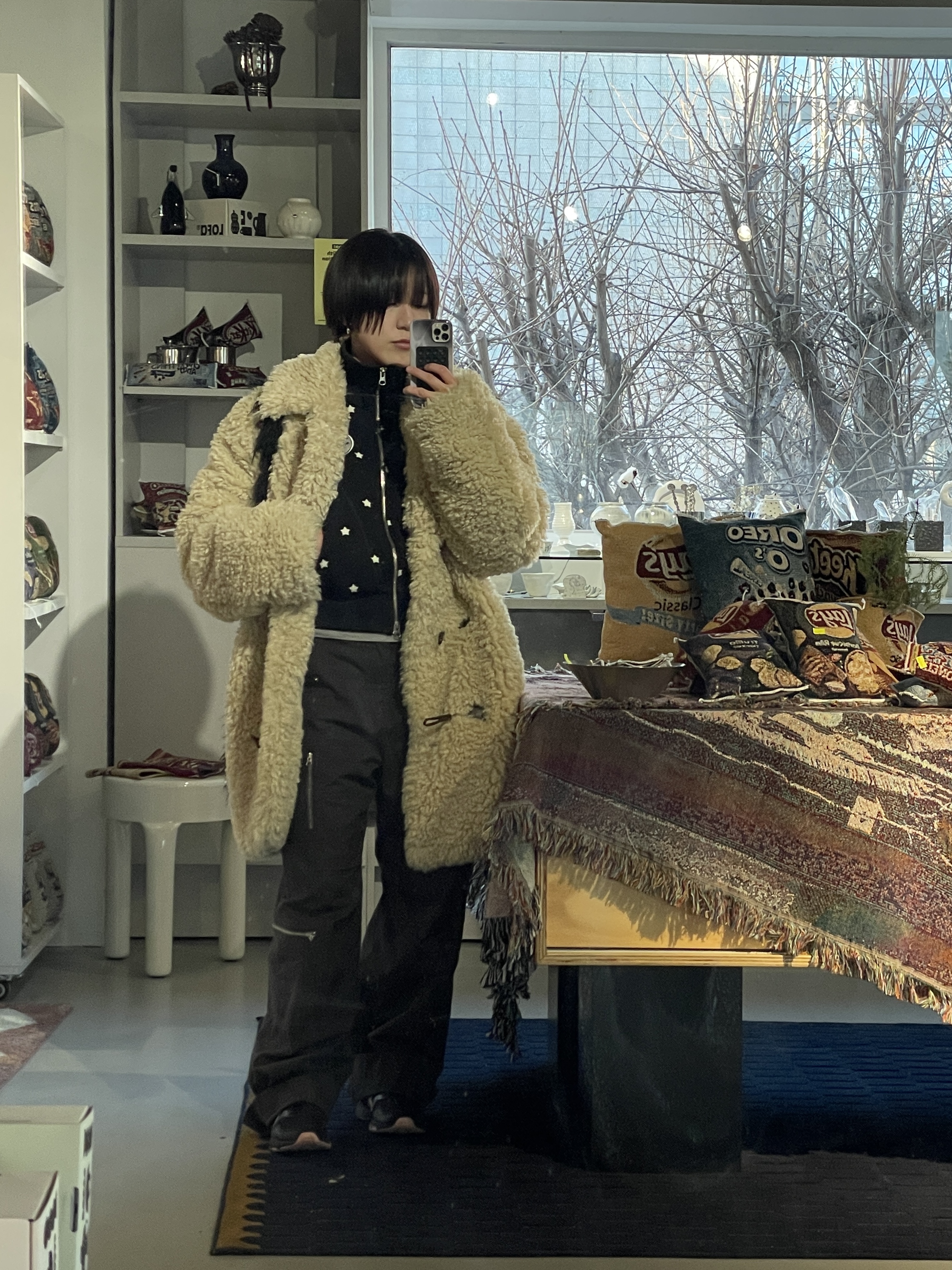 Greenbutter Shearling Duffle Half Coat L Beige, (W) Asics Gel-Venture 8 Black Frosted Rose 착용 스타일