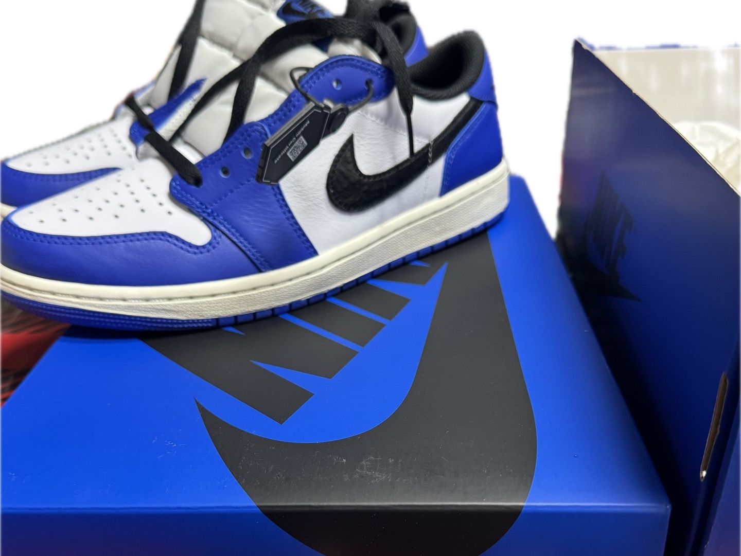 Jordan 1 Retro Low OG Game Royal 착용 스타일