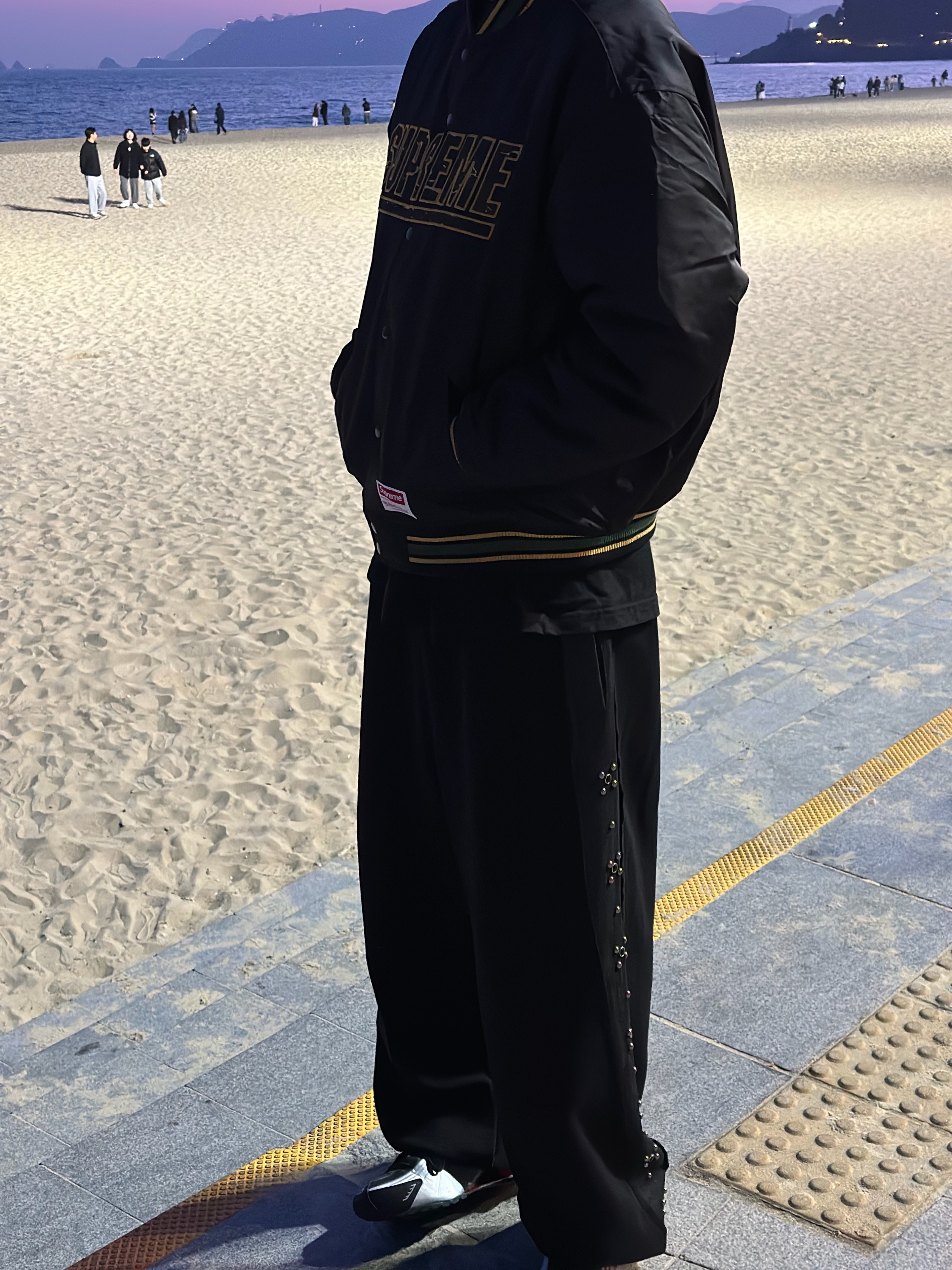 Supreme Mitchell & Ness Camo Logo Varsity Jacket Black - 25SS, Nike Shox R4 Black and Metallic Silver 착용 스타일