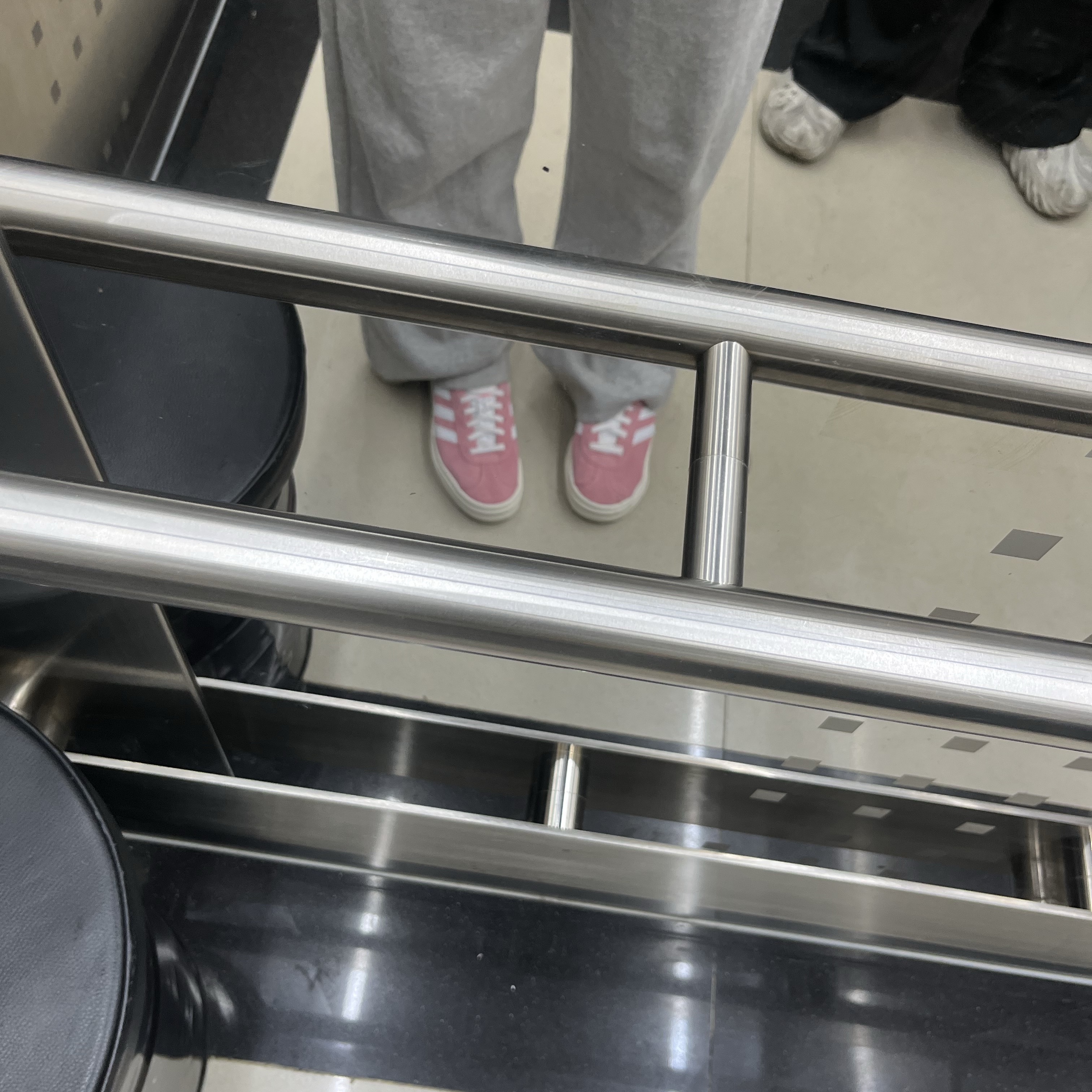 (W) Adidas Gazelle Bold Super Pop 착용 스타일 - 4