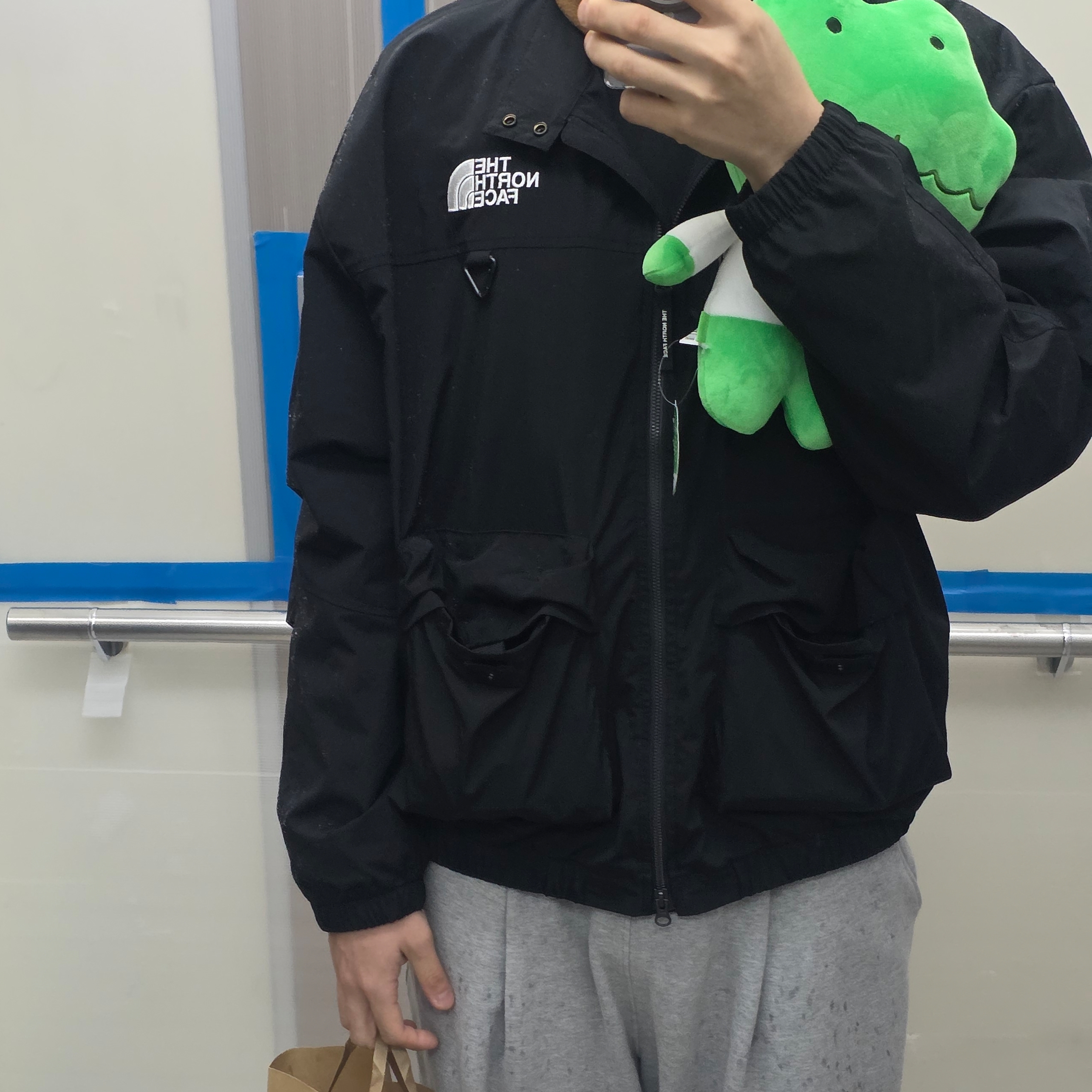 The North Face White Label Neilton Jacket Dark Gray 착용 스타일 - 2