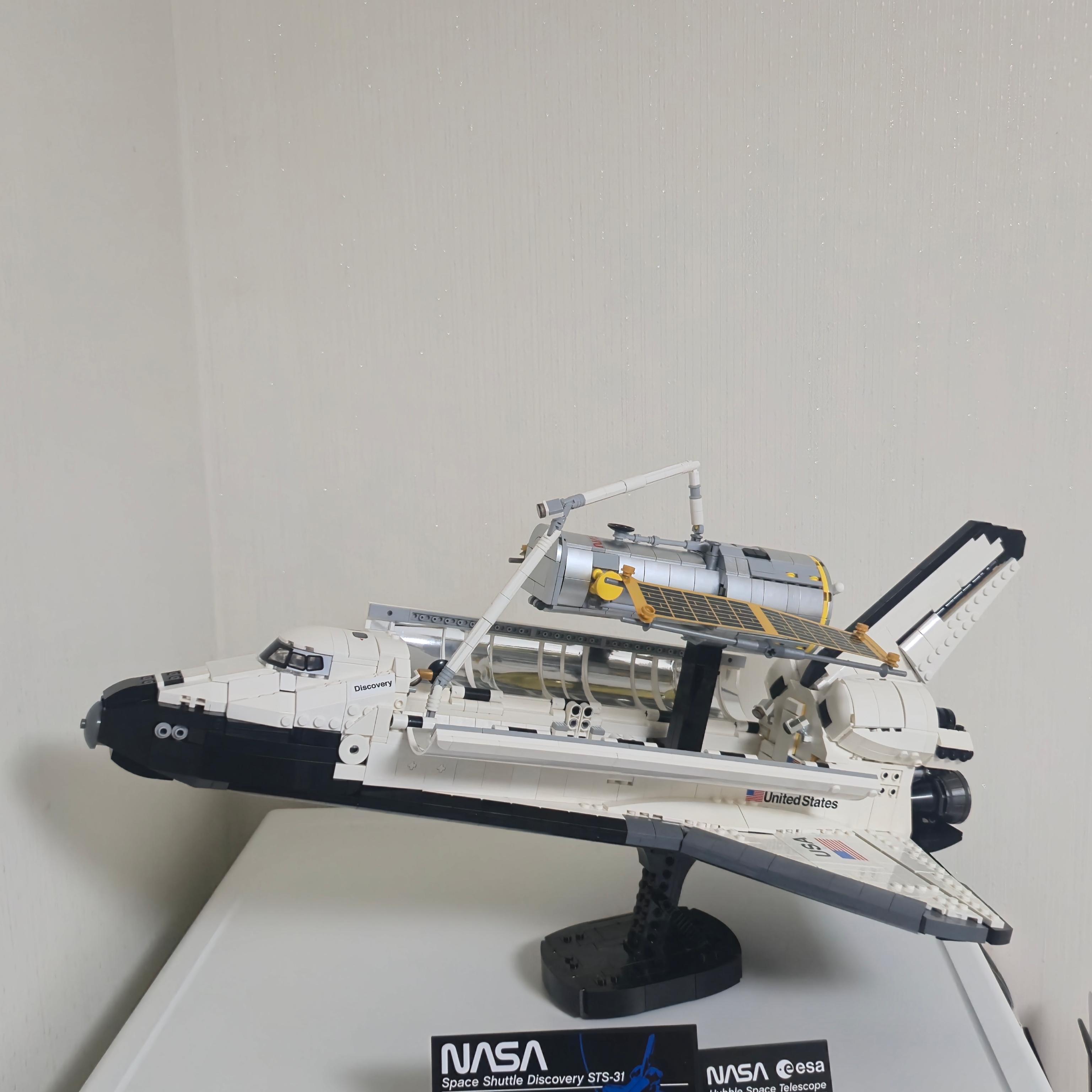Lego NASA Space Shuttle Discovery 착용 스타일