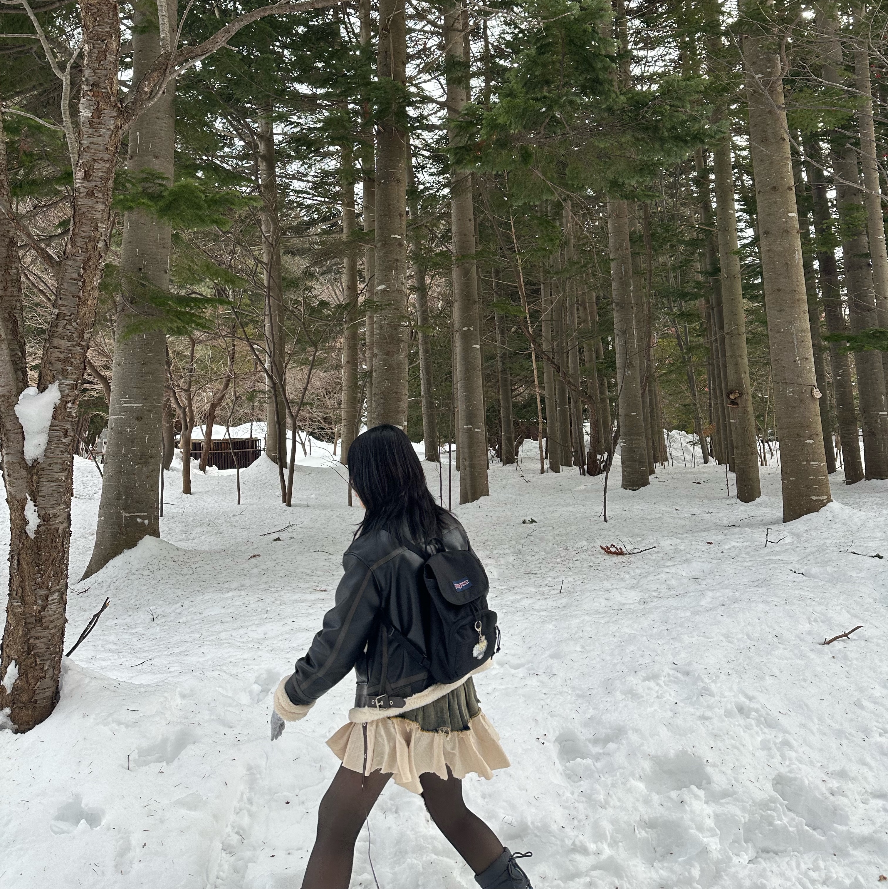 Jansport Highlands Mini Backpack Black, (W) Rockfishweatherwear Hayden Long Puff Padded Boots Dark Grey 착용 스타일 - 2