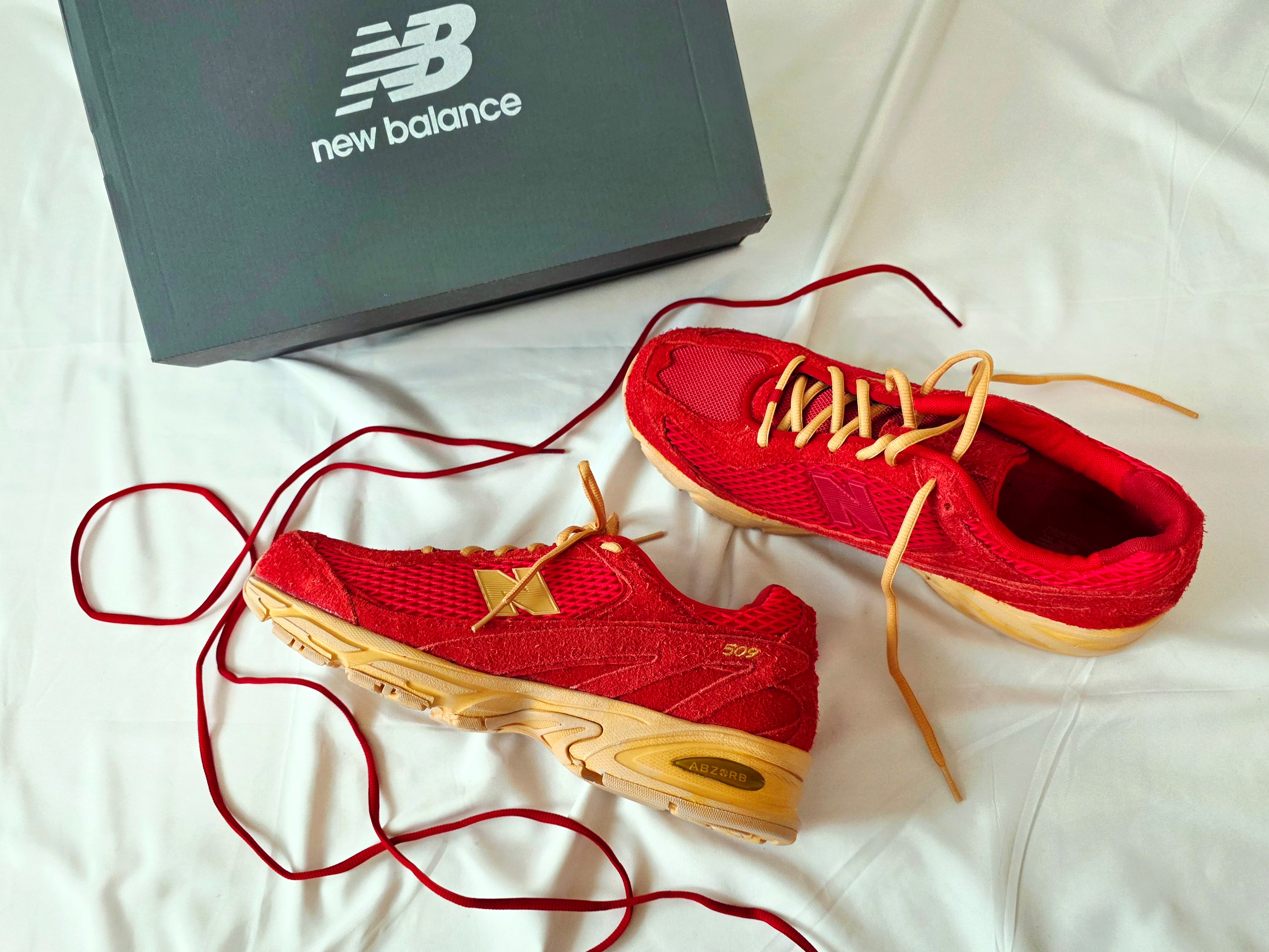 New Balance 509 Deep Red 착용 스타일 - 1