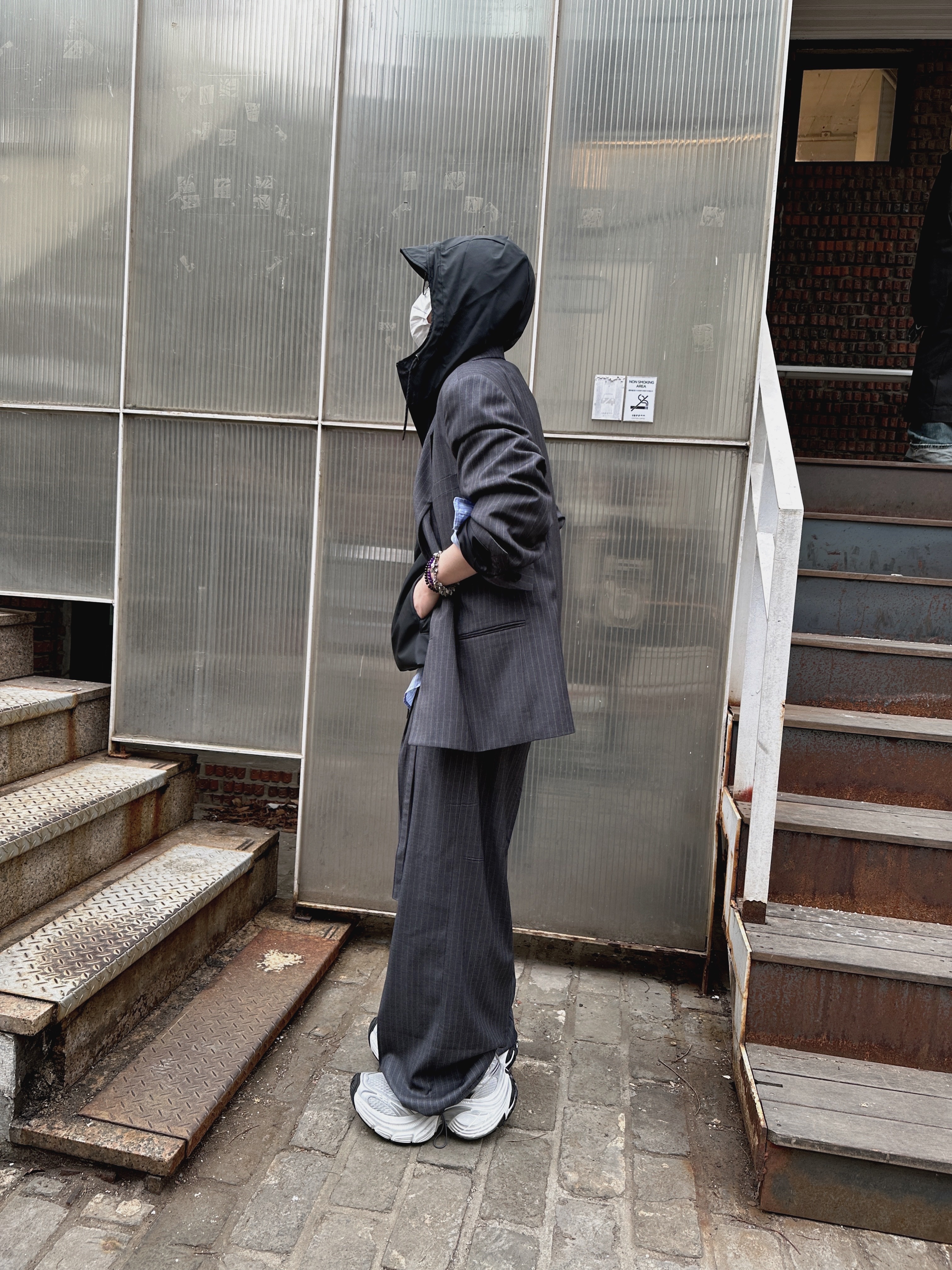 Balenciaga 10XL Sneakers White Grey Silver Black, Hono Report Leaf Bracelet 착용 스타일 - 5