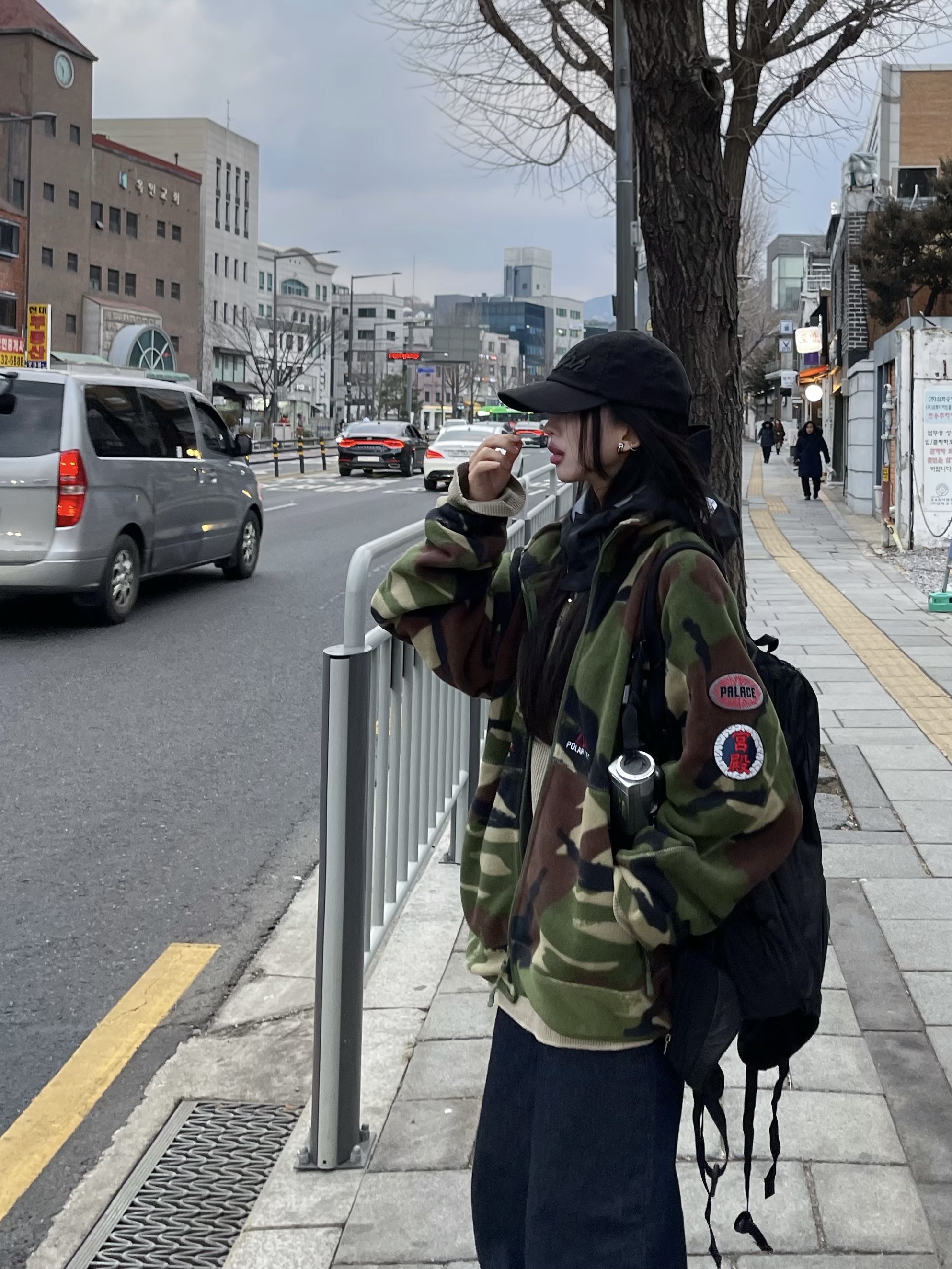 Palace Polartec Full Zip Funnel Woodland Camo - 25SS, Palace Gore-Tex 3L Showerman Hood Black - 25SS 착용 스타일 - 3