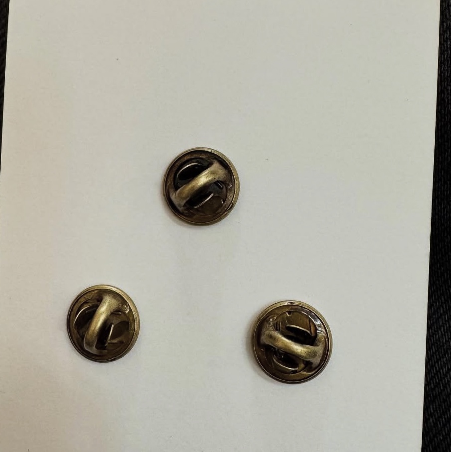 Kapital TH.DD Pins Antique Gold 착용 스타일