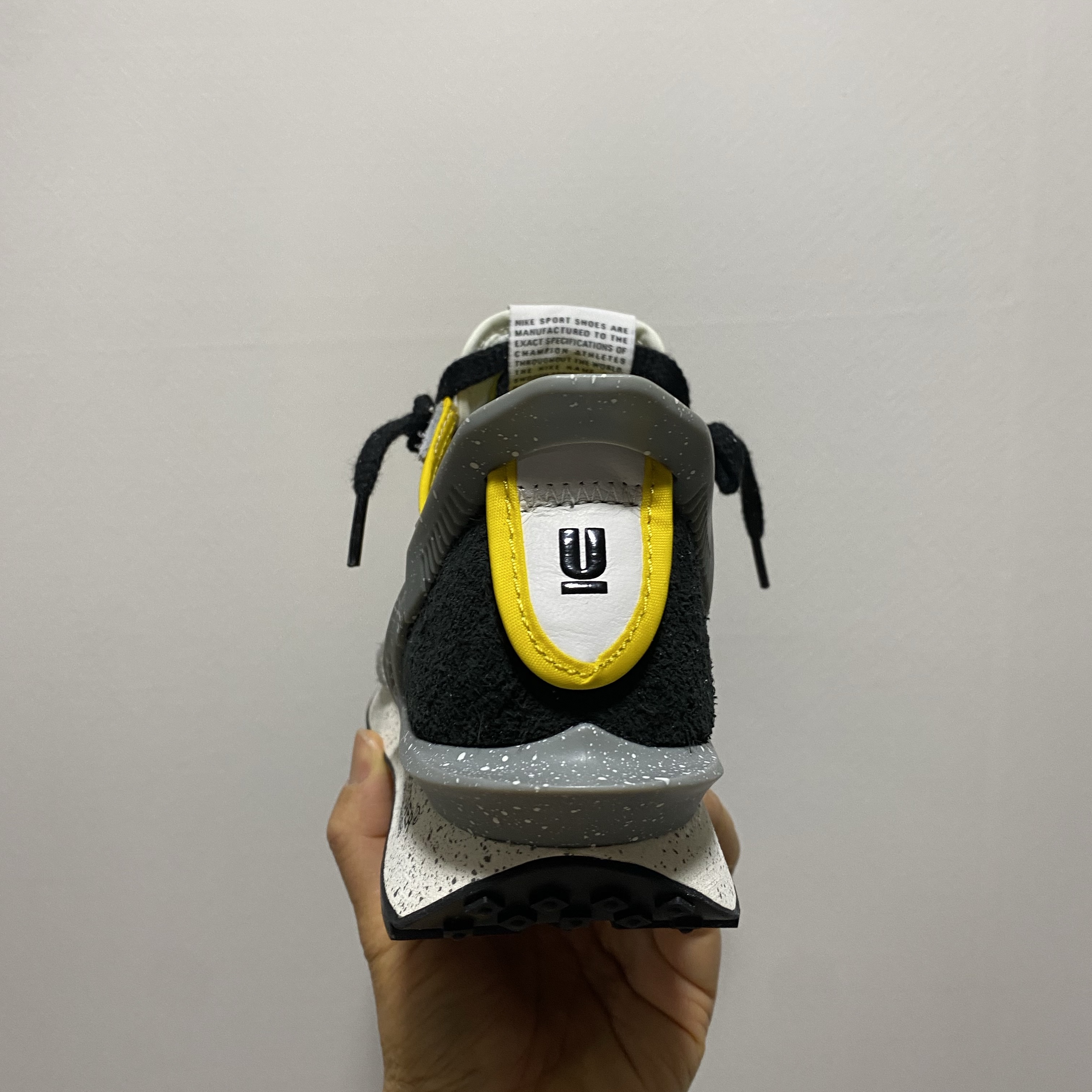 Nike x Undercover Daybreak Bright Citron 착용 스타일 - 2