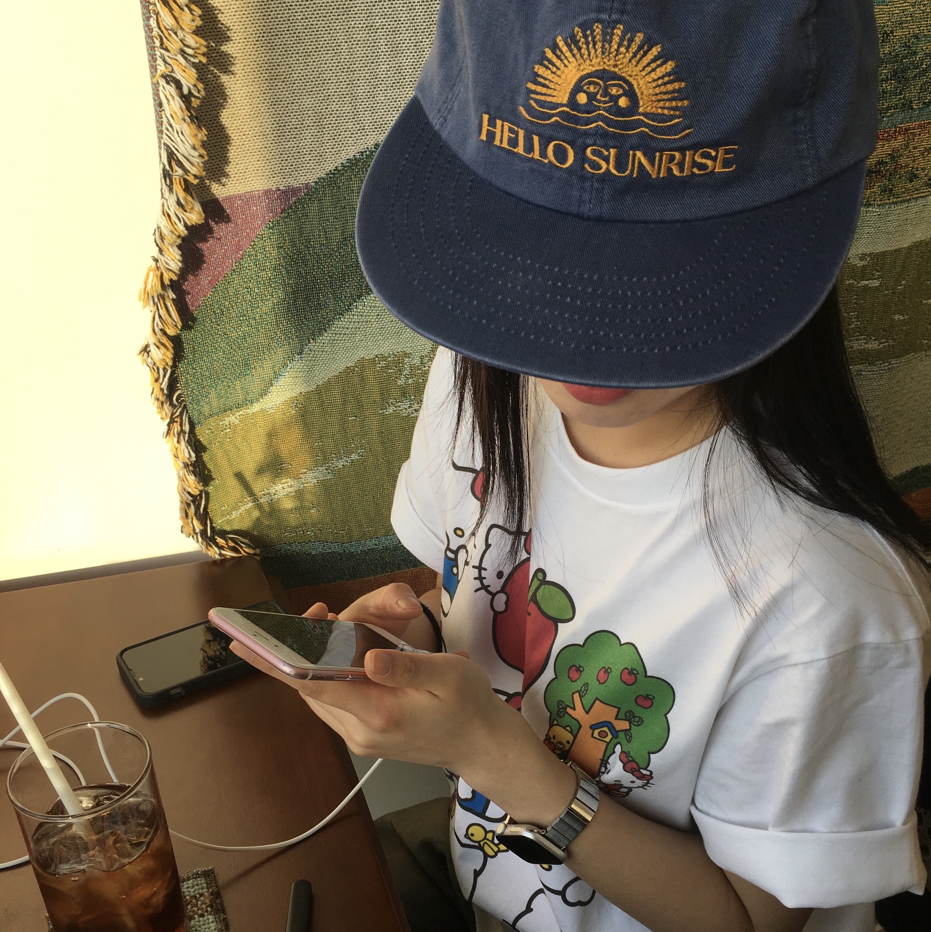 Hello Sunrise Washed OG Logo 6panel Cap Ocean Blue 착용 스타일 - 1