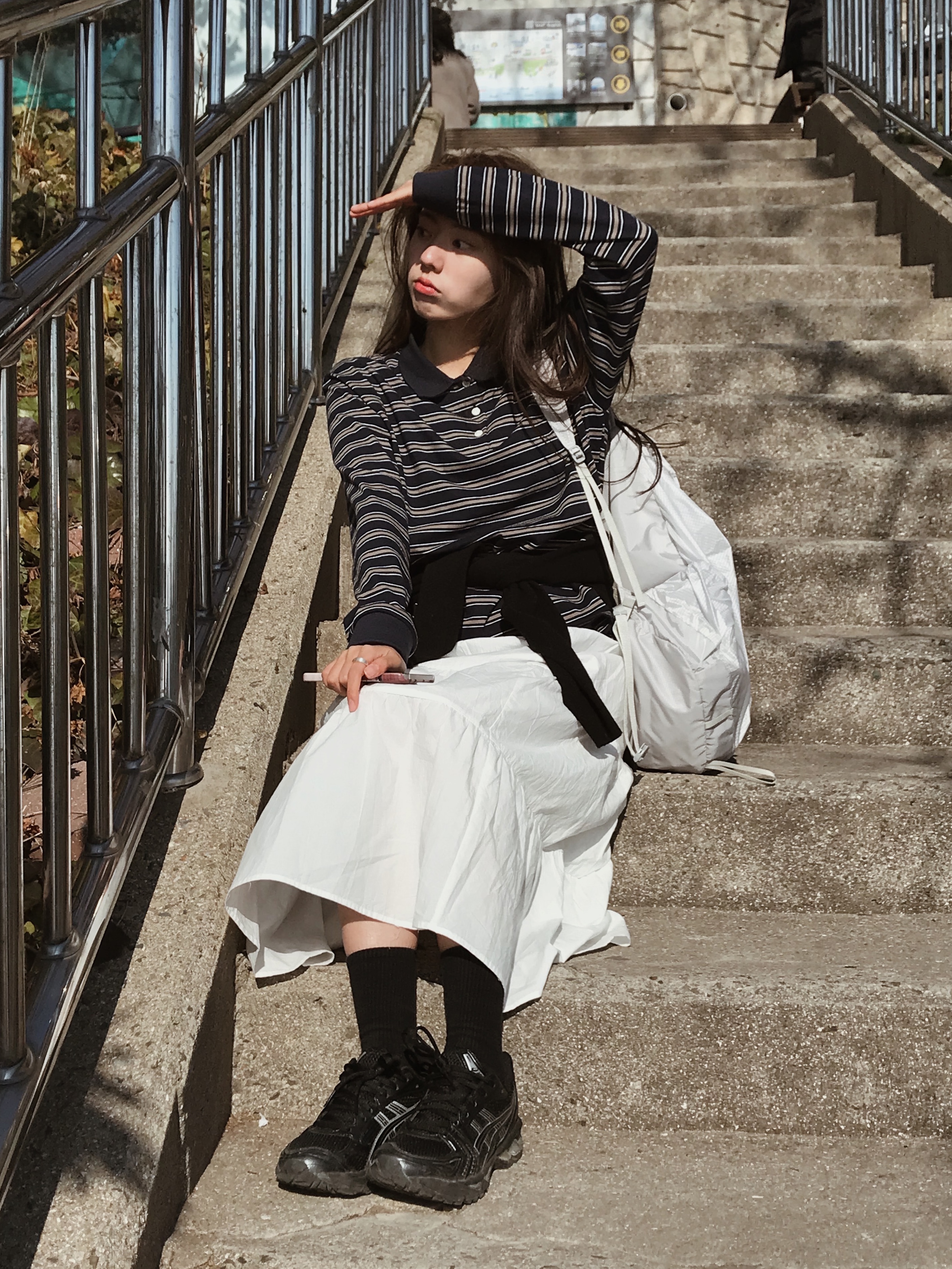 Montbell Versalite Pack 20 Backpack Ice White, Asics Gel-Kayano 14 Black Pure Silver 착용 스타일 - 2
