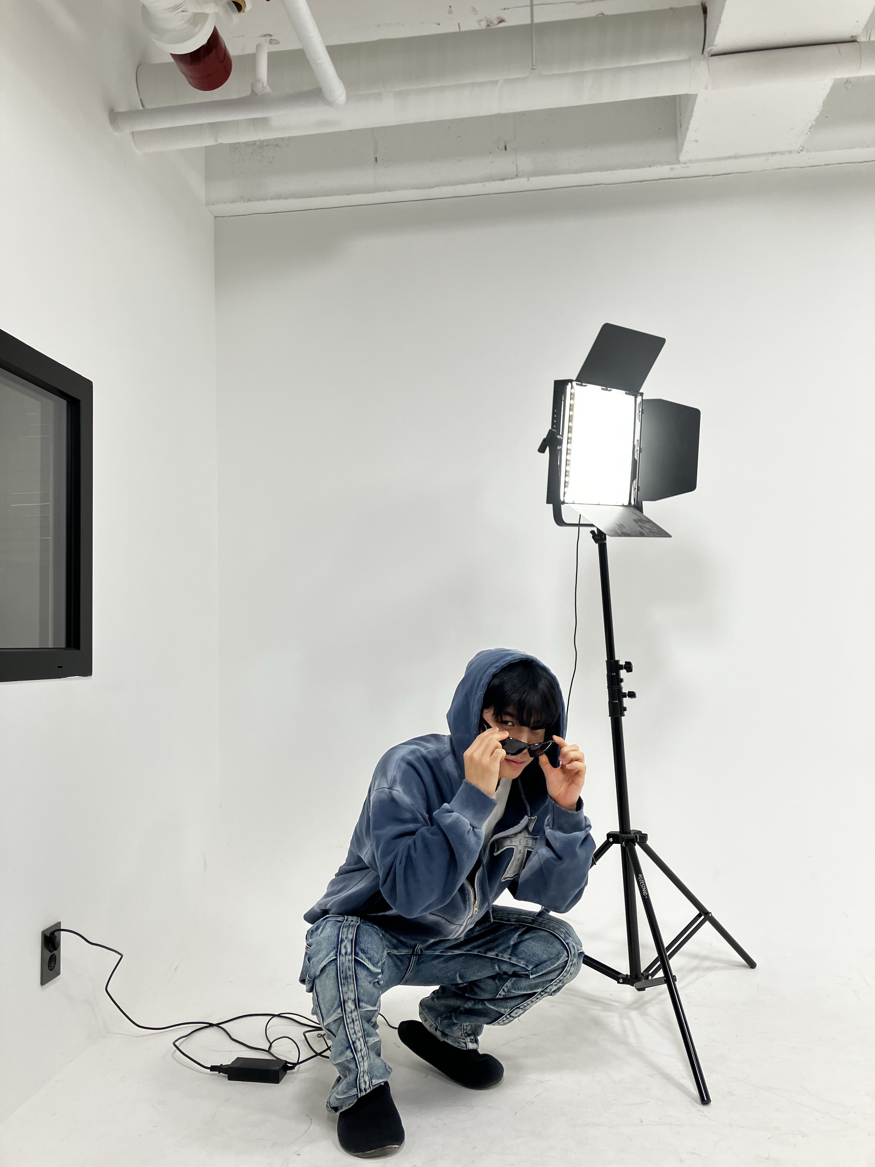 Thug Club Line GOB Denim Pants Blue - 24FW 착용 스타일 - 2