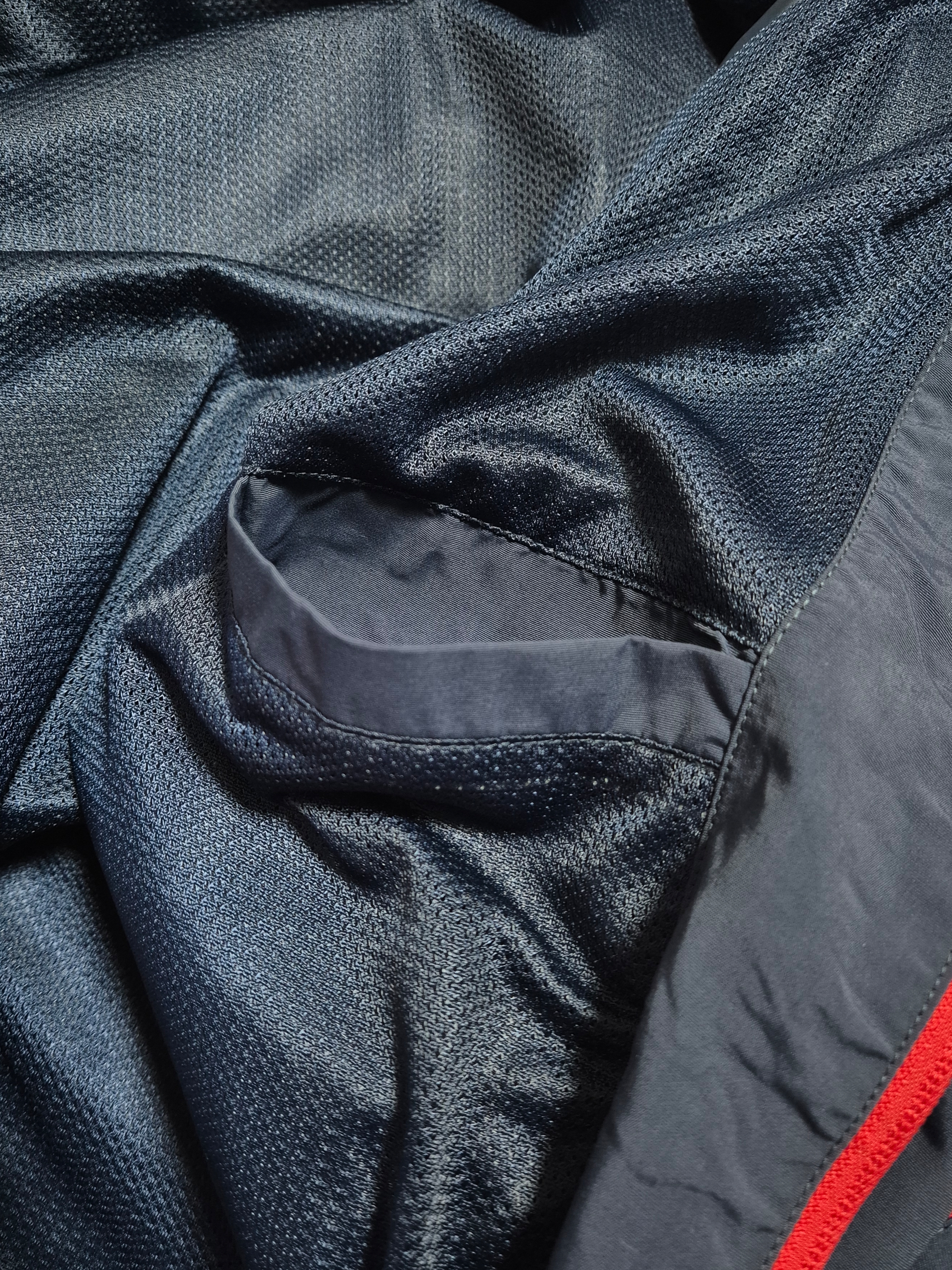 Supreme Contrast Zip Track Jacket Navy - 25SS 착용 스타일 - 4