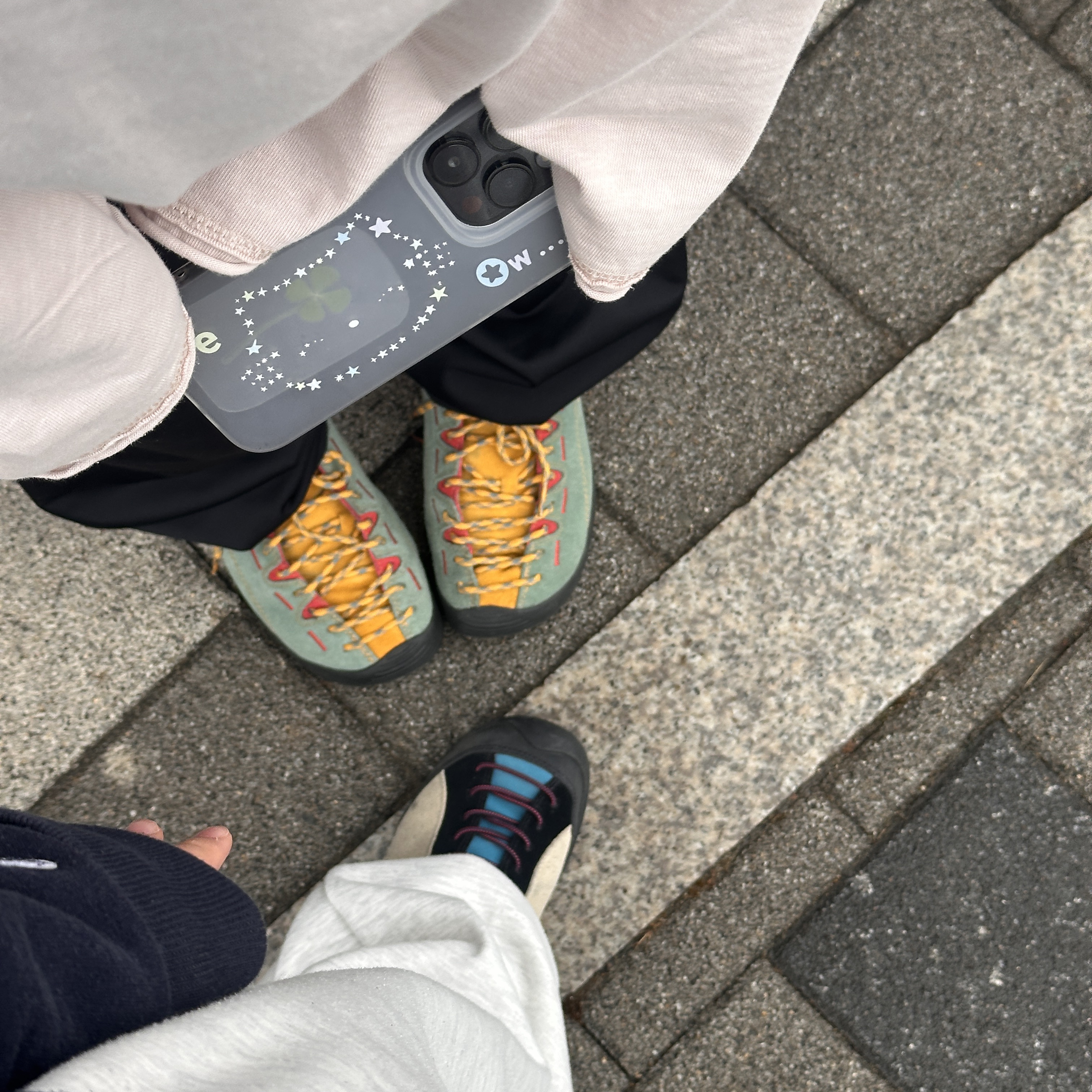 Keen Jasper Rocks SP Sneakers Beige, (W) Keen Jasper Rocks SP Sneakers Beige 착용 스타일
