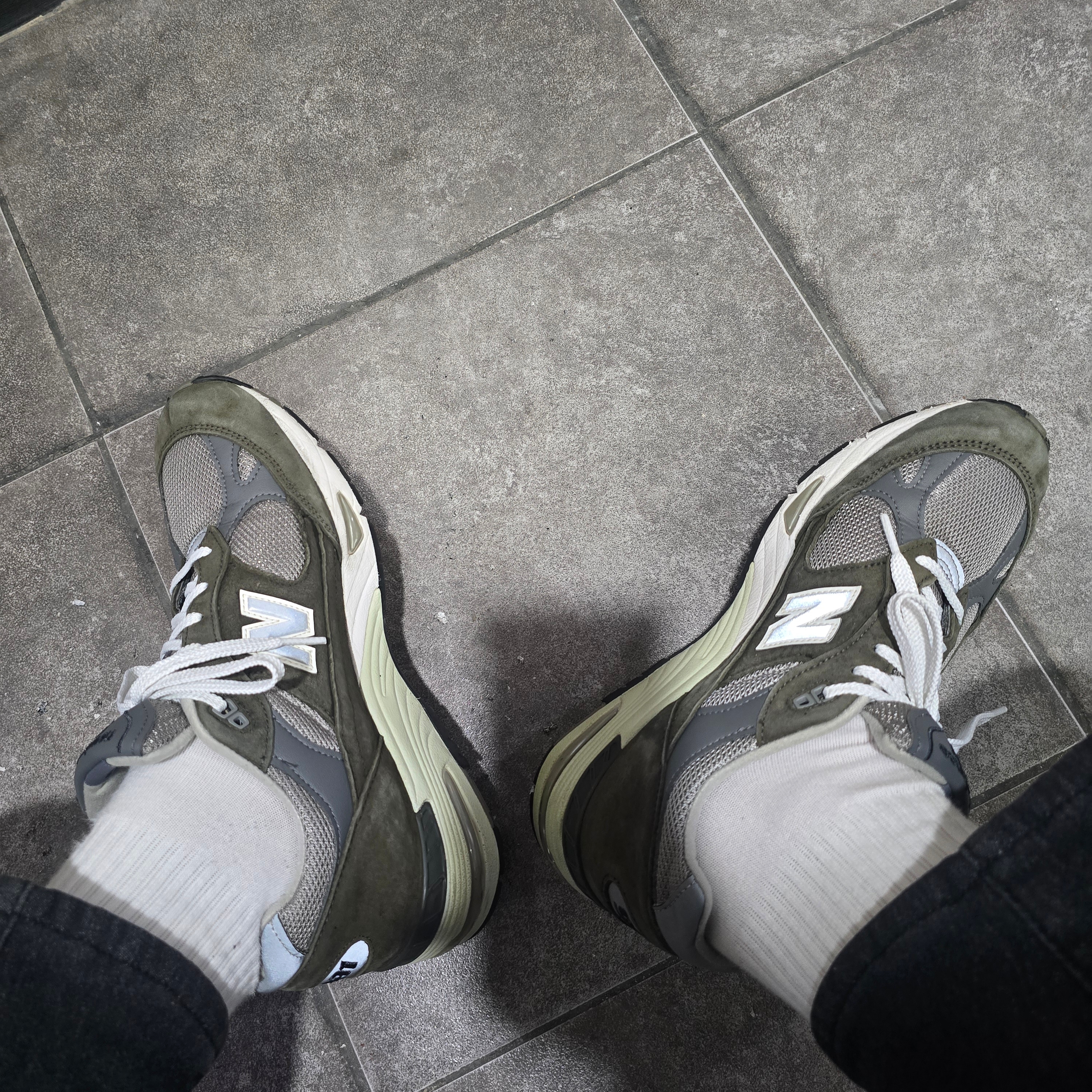 New Balance 991 Made in UK Dark Green 착용 스타일