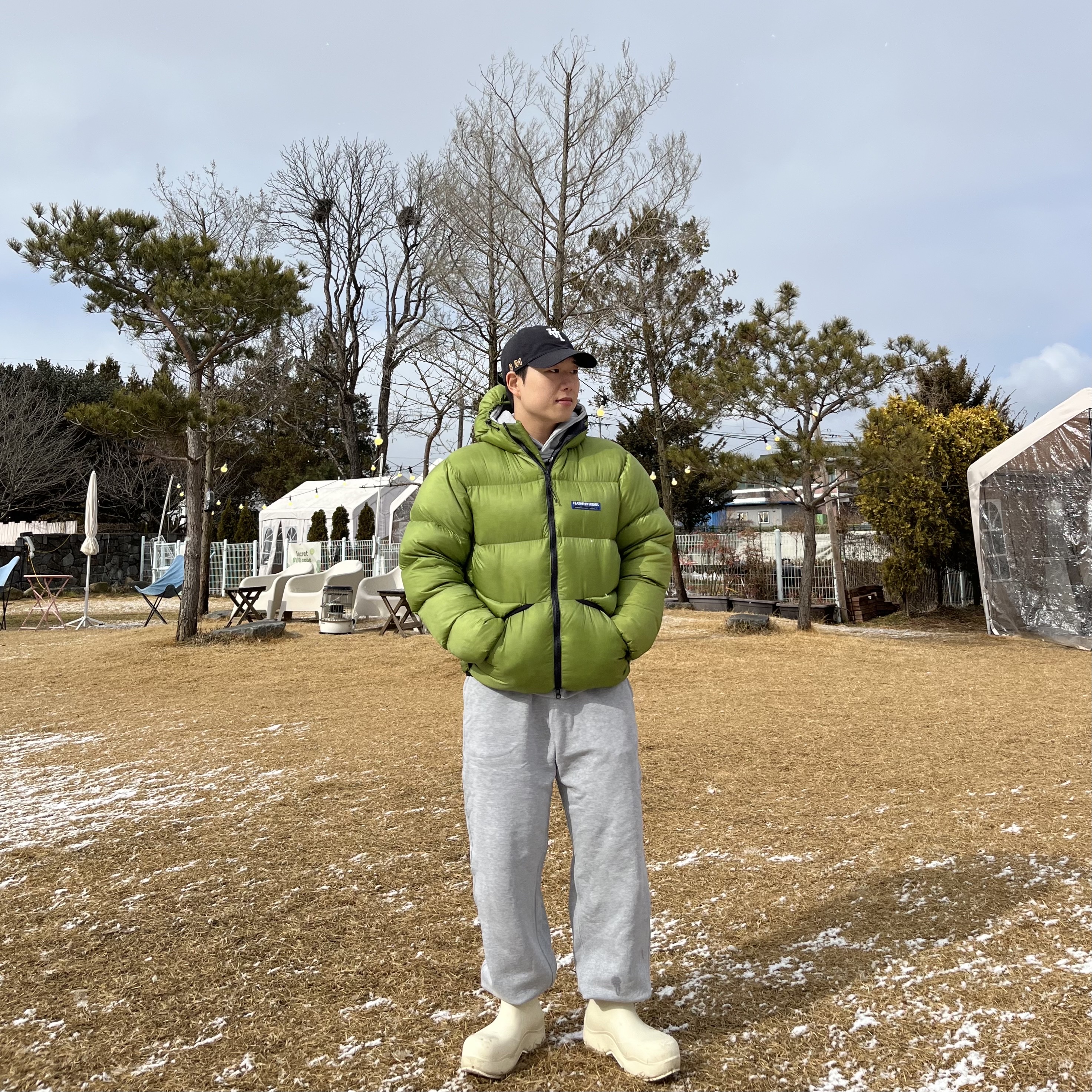 Feathered Friends Helios Hooded Down Jacket Grass, Bottega Veneta Puddle Lace-Up Ankle Boots Sea Salt 착용 스타일