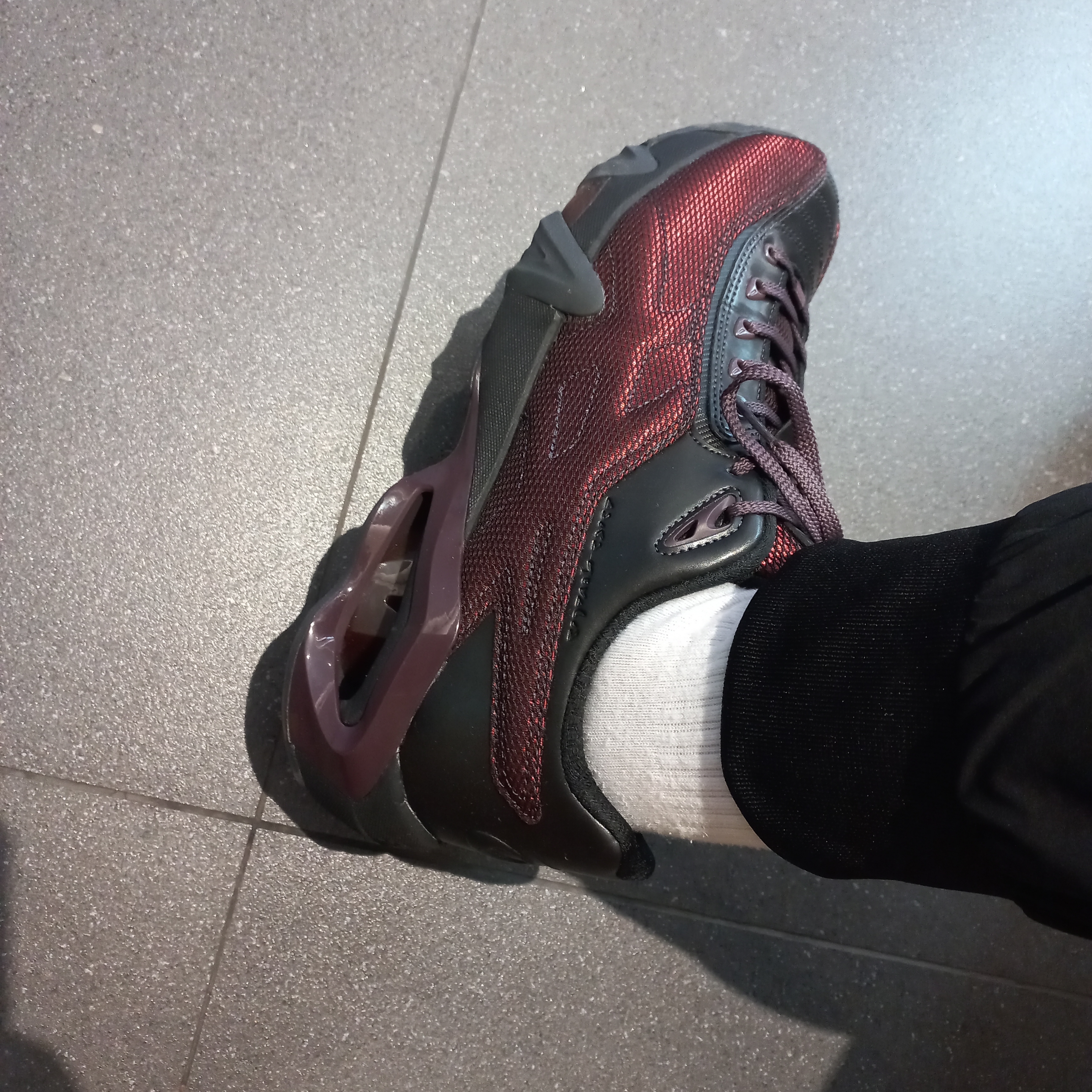 Asics x Kiko Kostadinov Novalis Gel-Teremoa Obsidian Black Dahlia 착용 스타일 - 1
