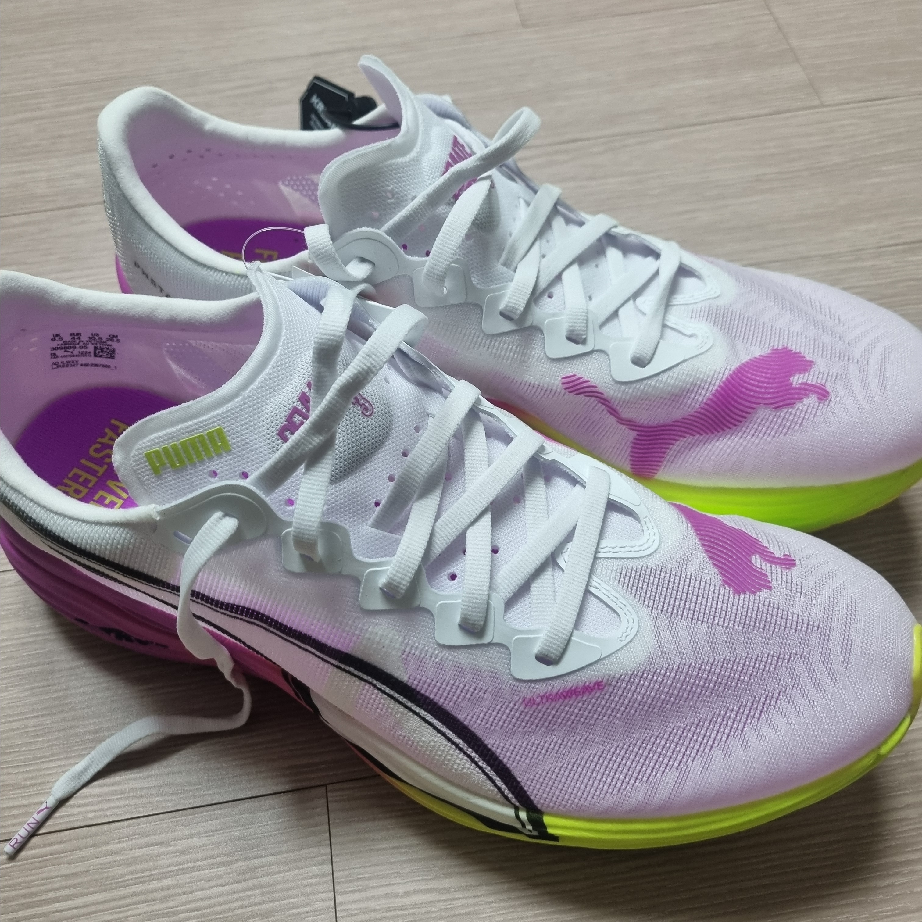 Puma Deviate Nitro Elite 3 White Pure Magenta 착용 스타일