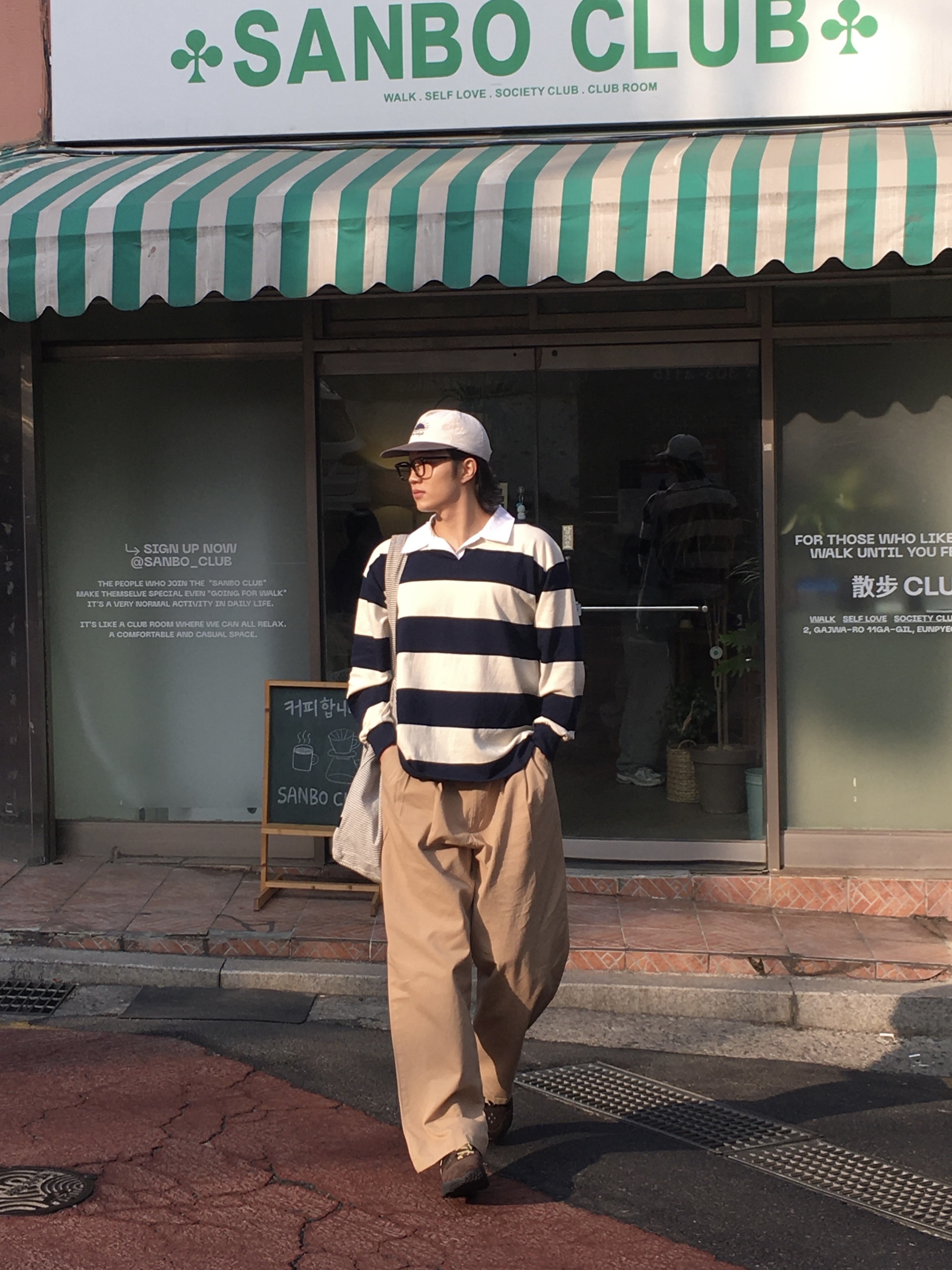 [6% 적립] NegativeThree Moley Tracking Sneakers Nut Brown, Patagonia Recycled Market Tote Bag Fitz Roy Icon Farrier Stripe Forge Grey 착용 스타일 - 1