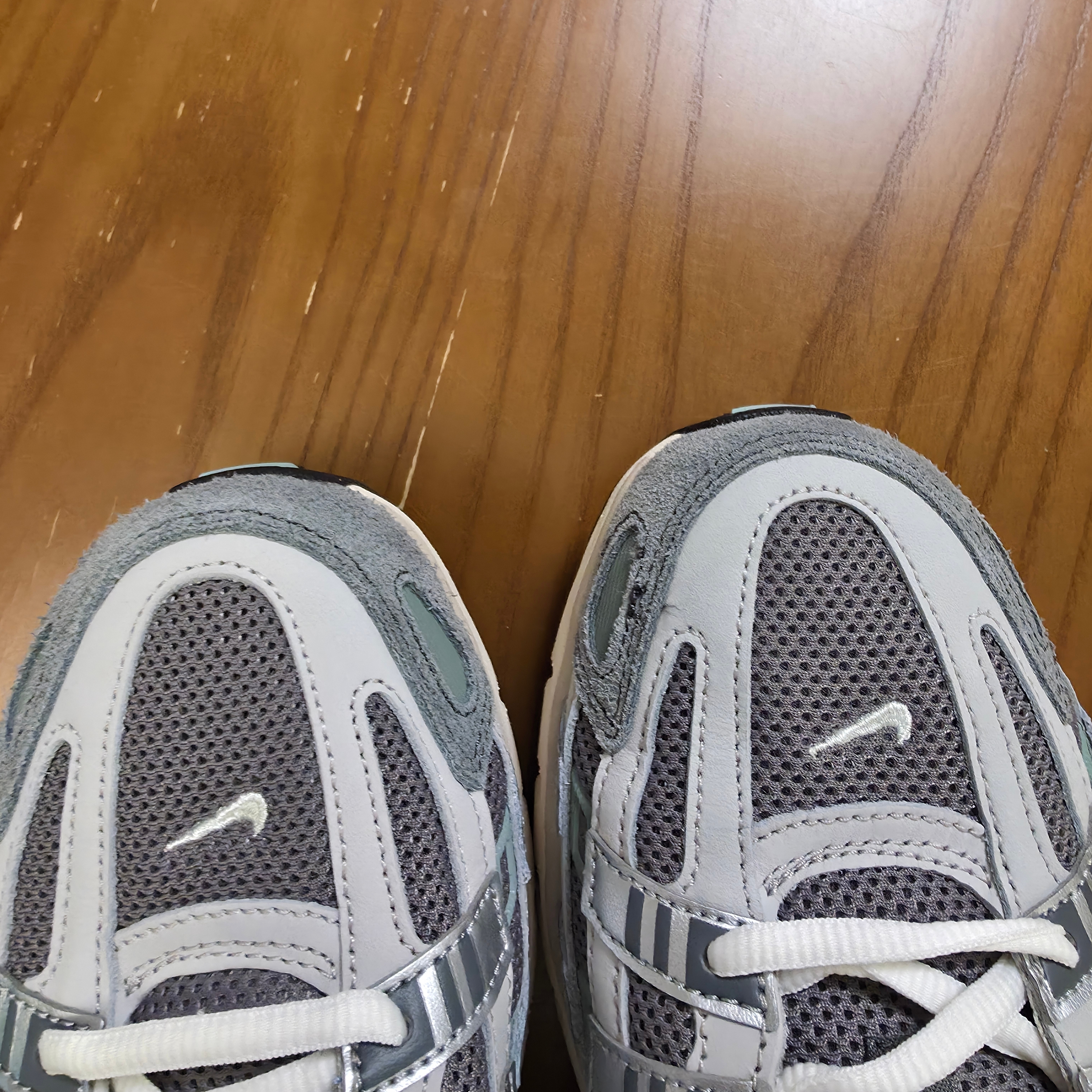 Nike P-6000 Flat Pewter Light Iron Ore 착용 스타일 - 2