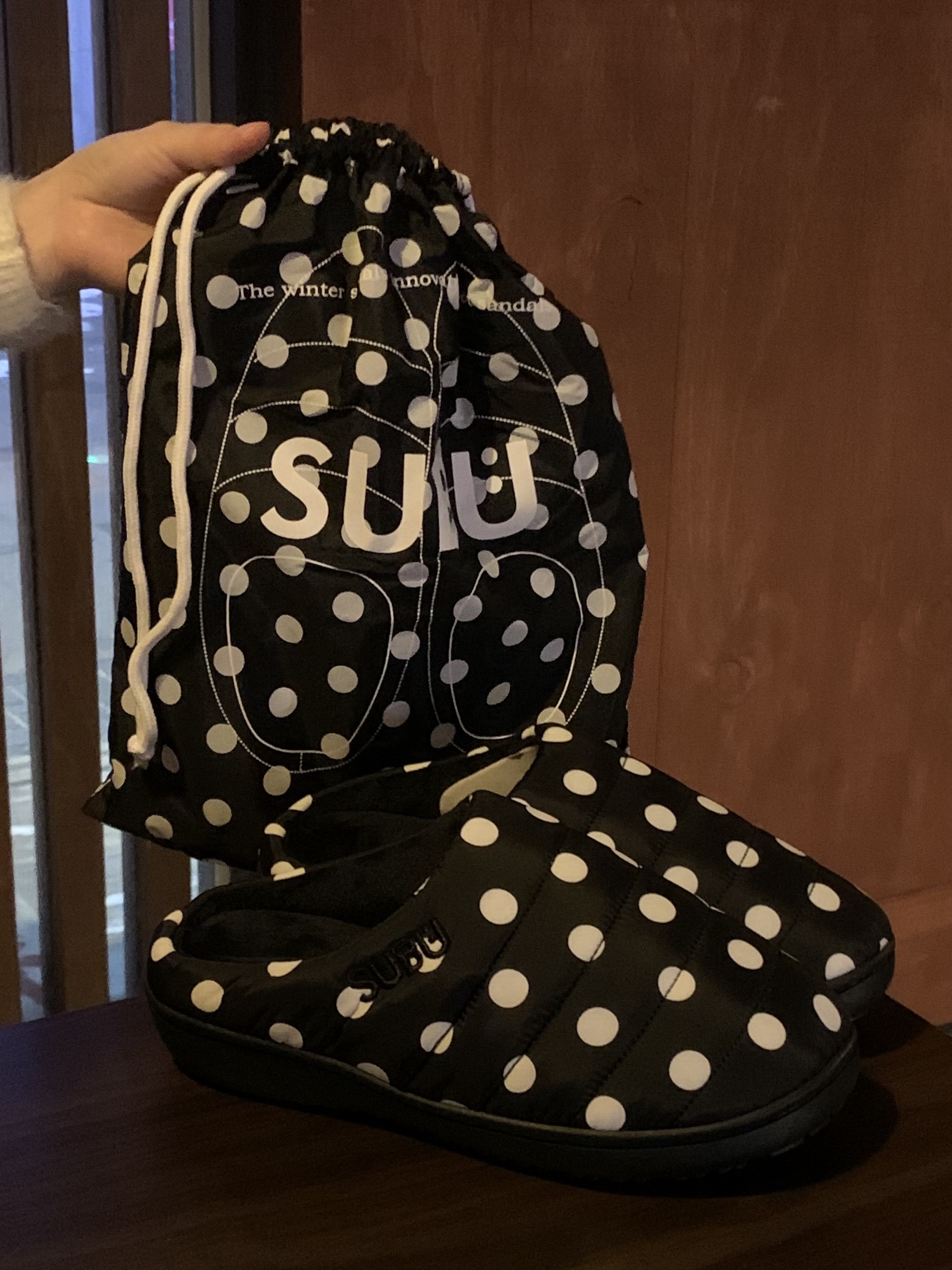Subu Permanent F-Line Dots, Tory Burch Ella Mini Tote Black 착용 스타일 - 1