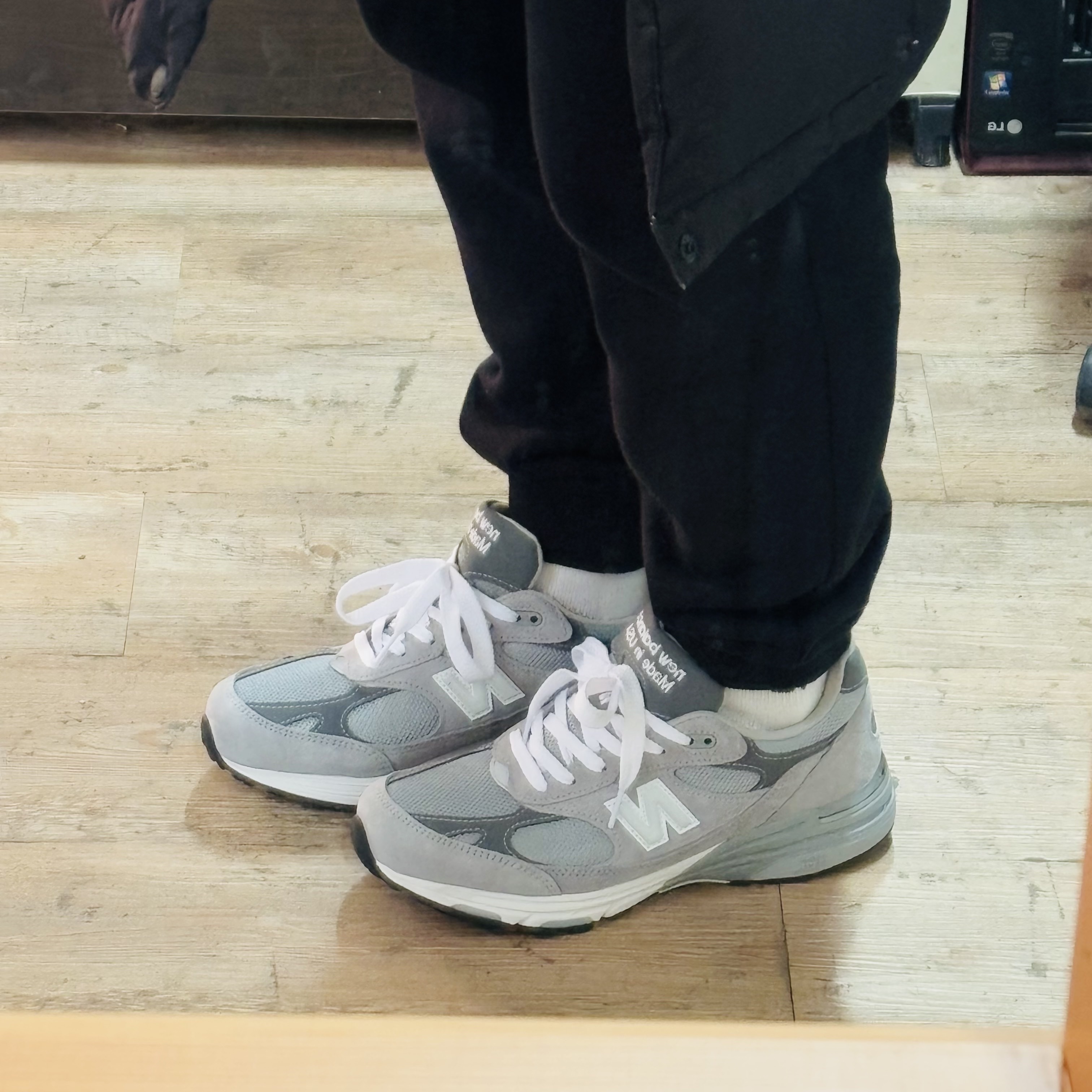 New Balance 993 Made in USA Grey - D Standard 착용 스타일 - 2