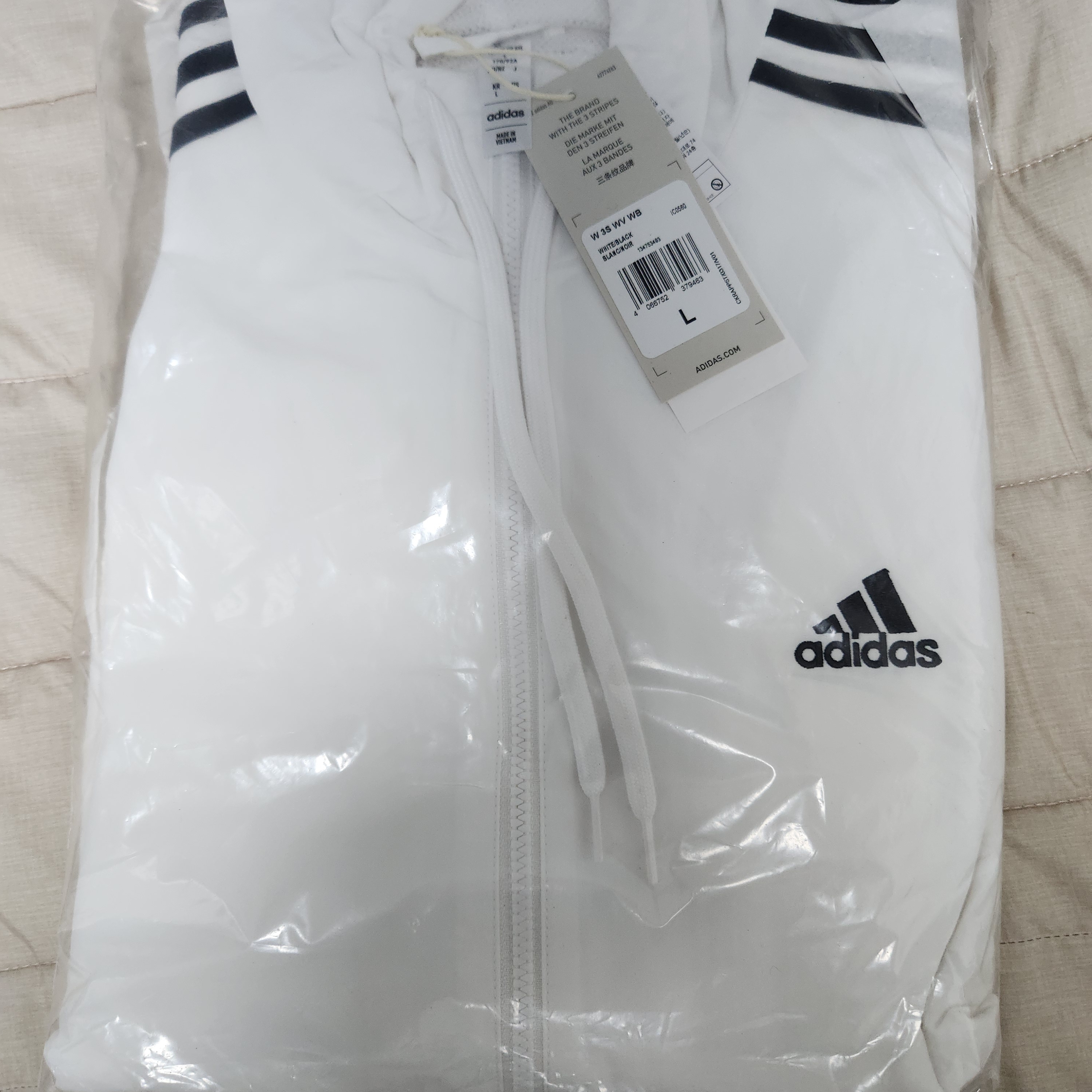 (W) Adidas Essential 3-Stripes Woven Windbreaker Jacket White - KR Sizing 착용 스타일