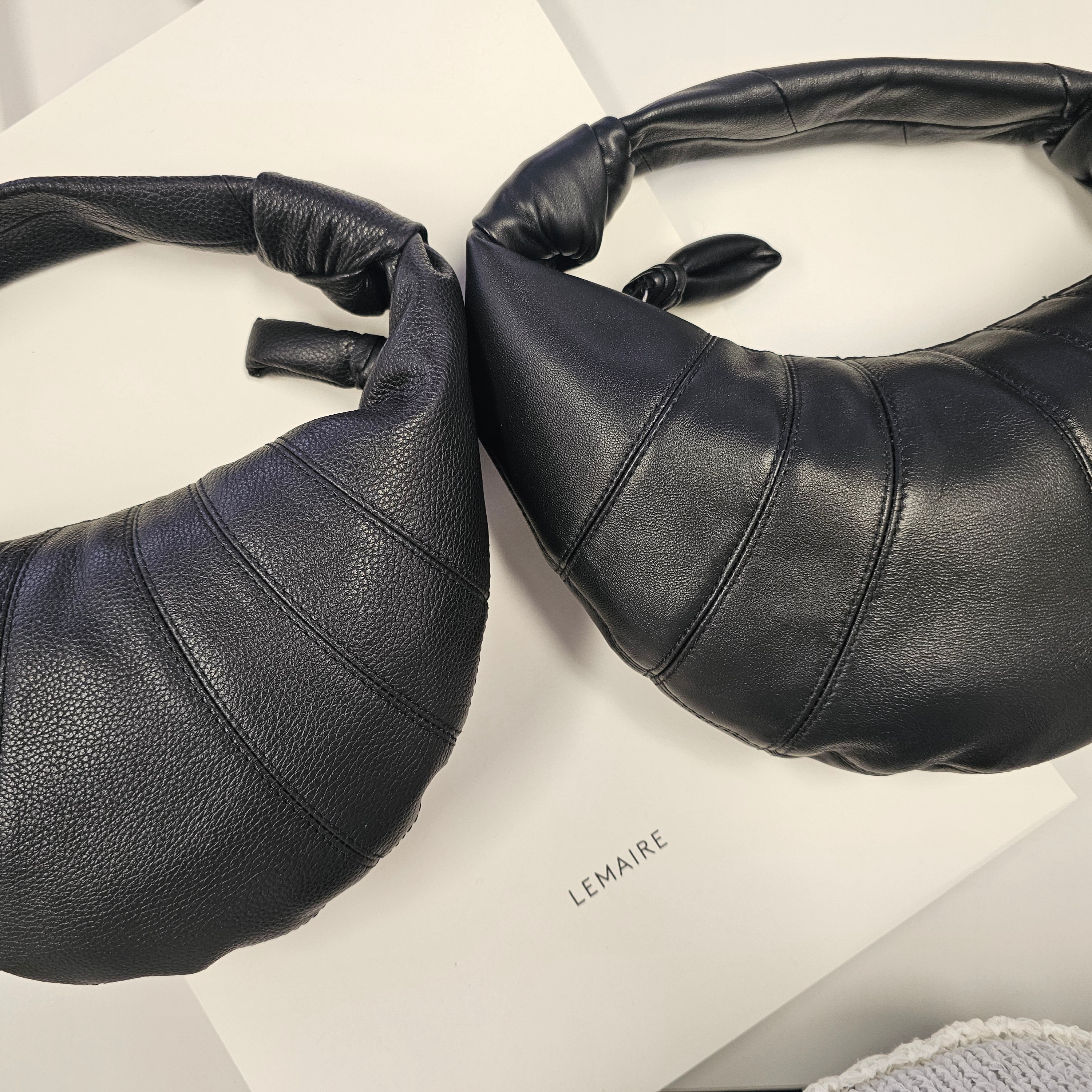Lemaire Mini Fortune Croissant Bag Soft Nappa Leather Black, Lemaire Mini Fortune Croissant Bag Soft Grained Leather Black 착용 스타일
