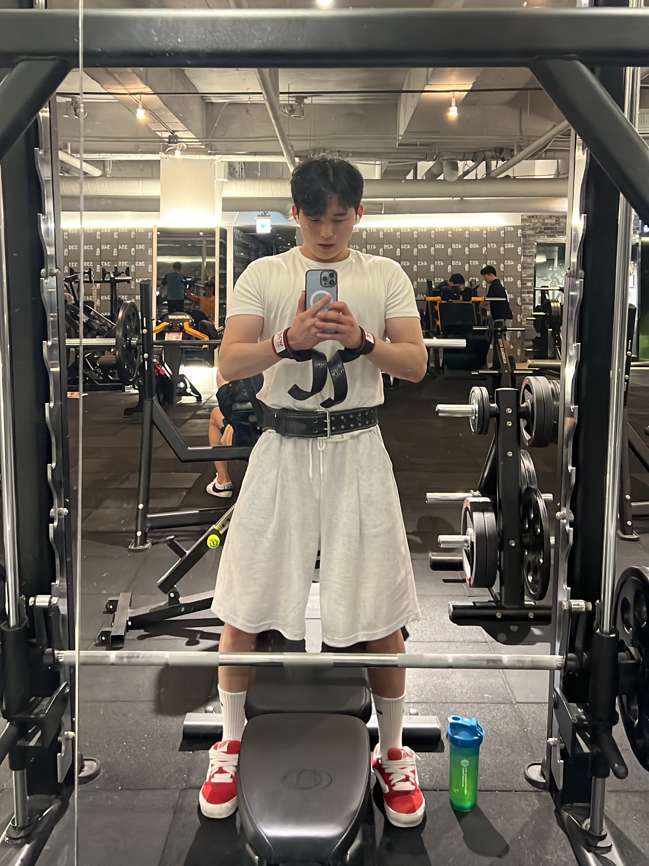 HDEX Standard Air Muscle Fit Short Sleeve 5 Colors, Vans Knu-Skool Mega Check Red 착용 스타일
