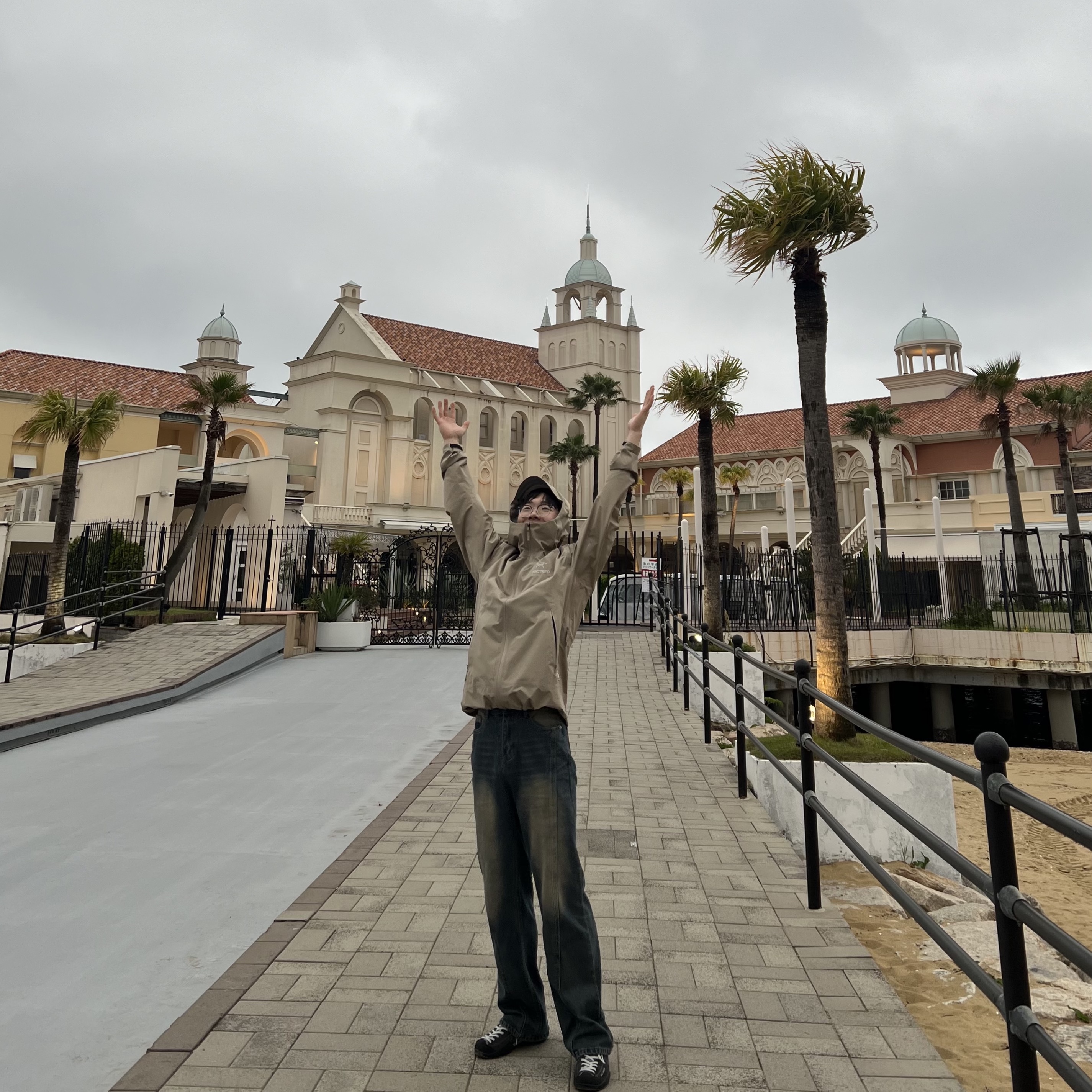 Arc'teryx Beta LT Jacket Smoke Bluff, Scarpa Mojito Shark - 24FW 착용 스타일
