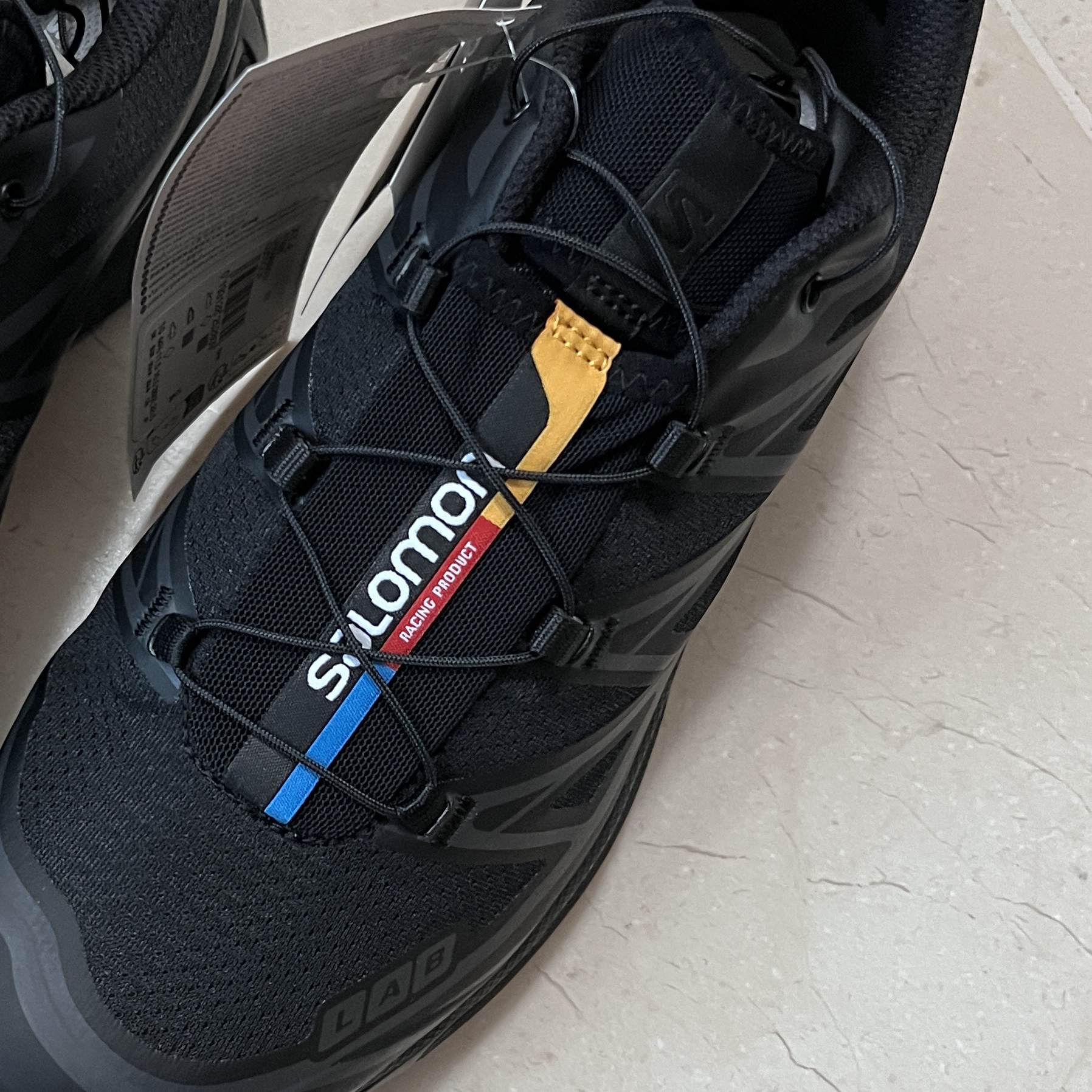 Salomon XT-6 ADV Black 착용 스타일