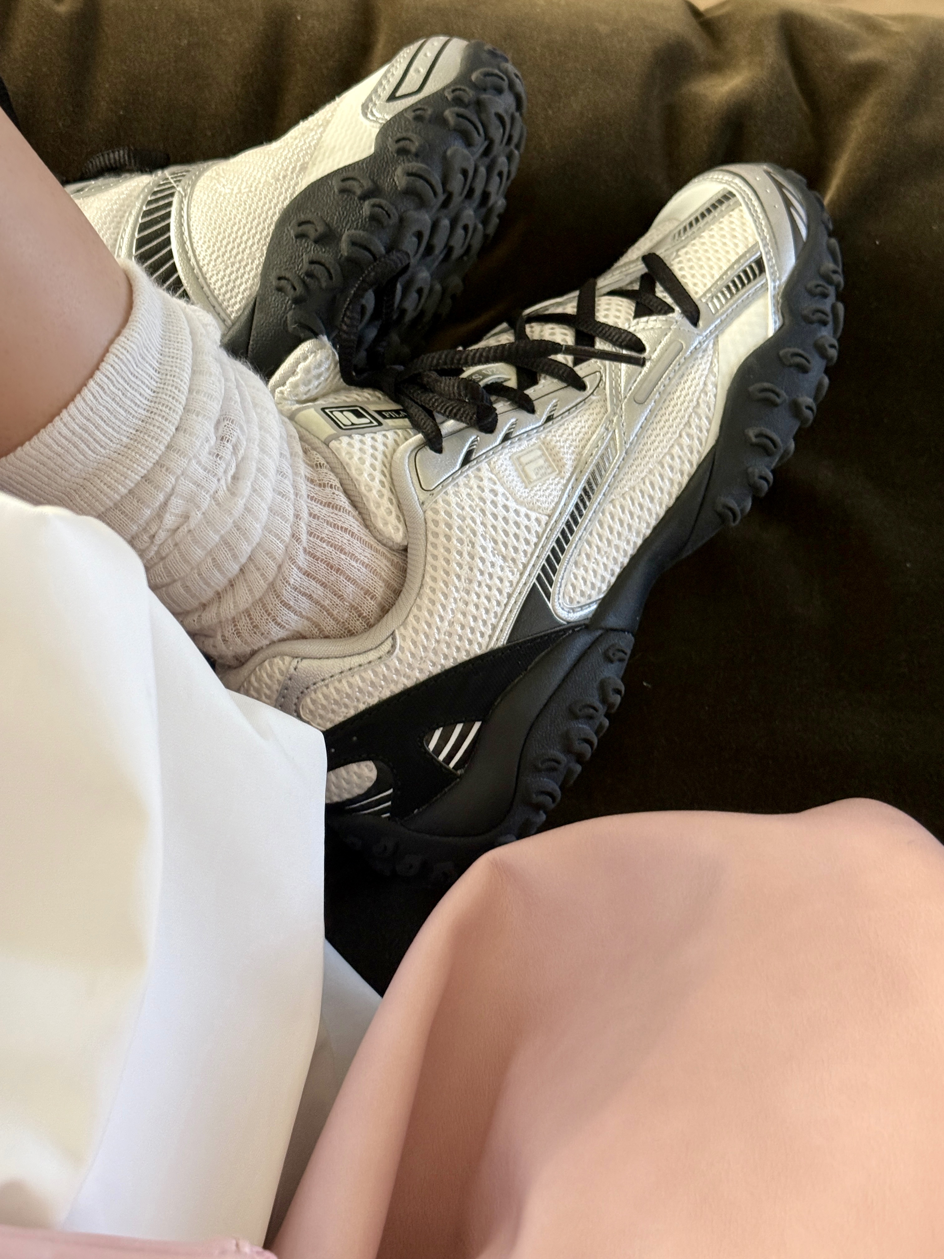 [6% 적립]Fila Echappe V2 Black 착용 스타일 - 10