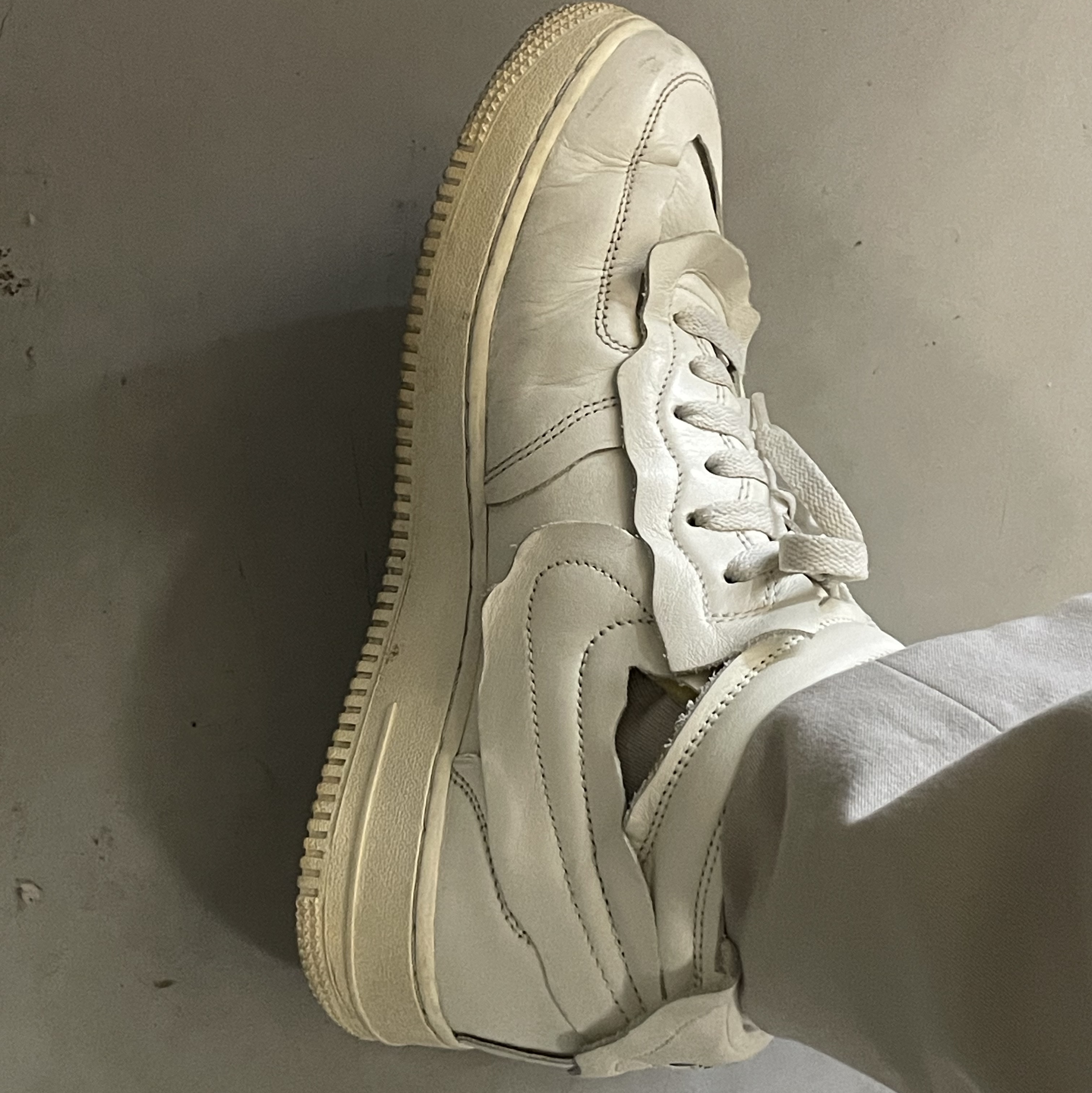 Nike x Comme des Garcons Homme Plus Air Force Mid White 착용 스타일