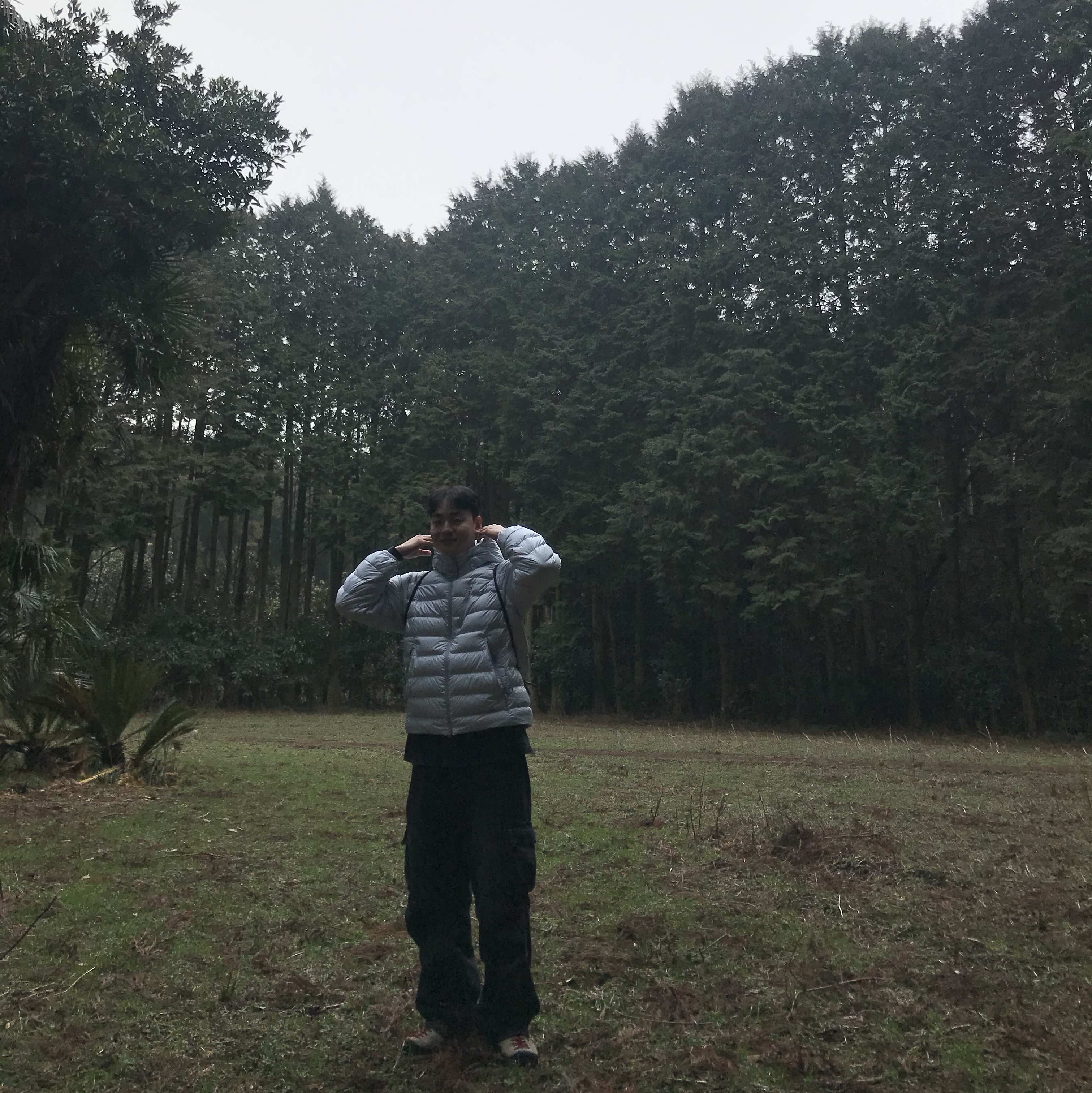 Musinsa Standard City Leisure Hooded Light Down Jacket Cloudy Blue, Keen Jasper Suede Sneakers Silver Mink 착용 스타일 - 2