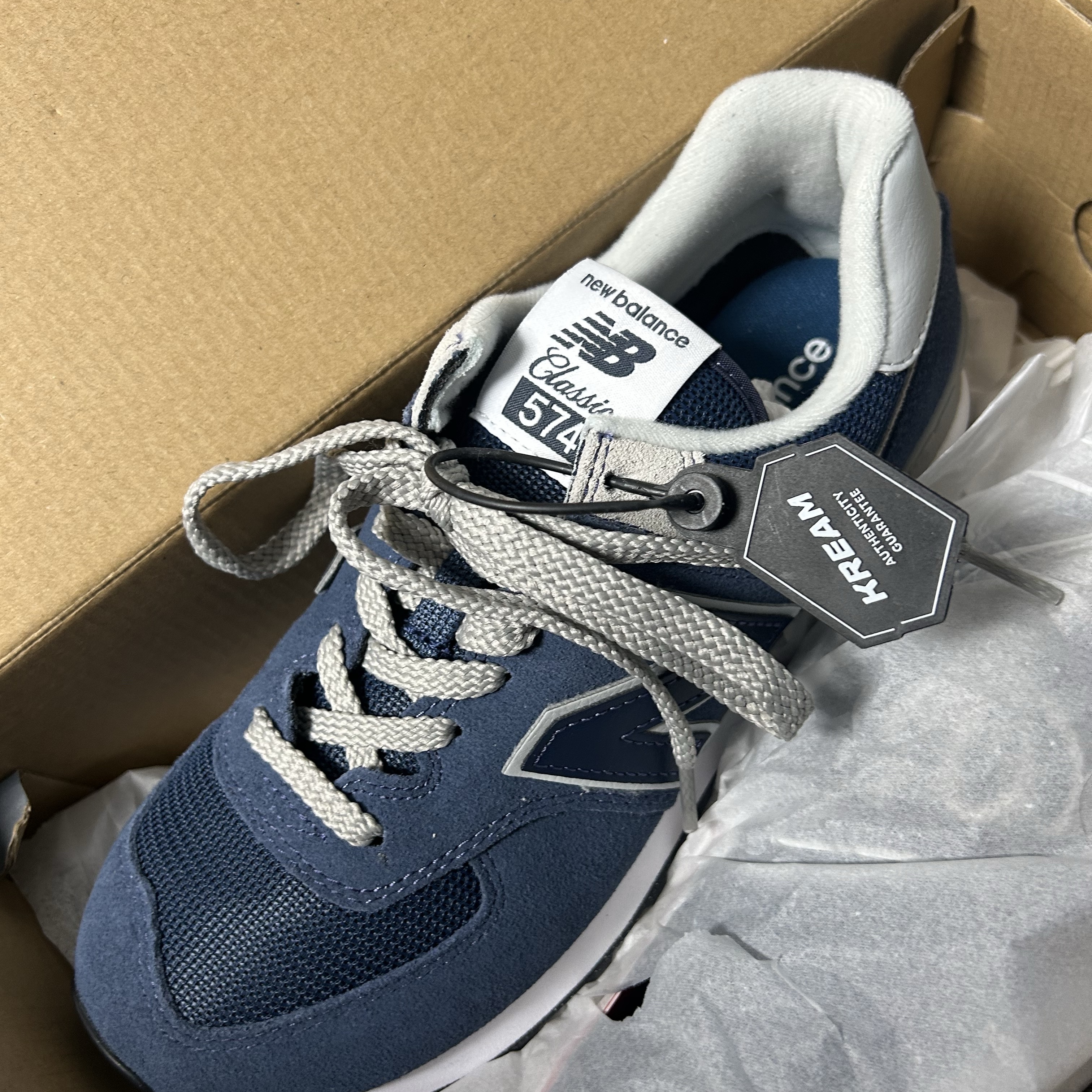 Adidas Spezial Handball Light Blue, (W) Nike Air Force 1 '07 Cacao Wow 착용 스타일 - 3