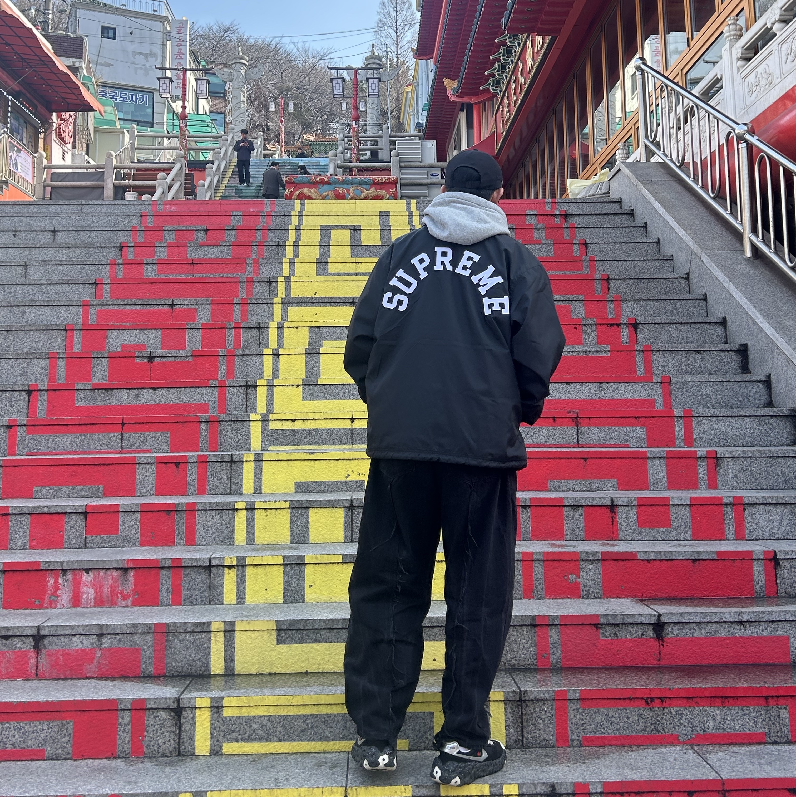 Supreme x Champion Coaches Jacket Black - 24SS, Nike x Drake Nocta Golf Cap Black 착용 스타일 - 6